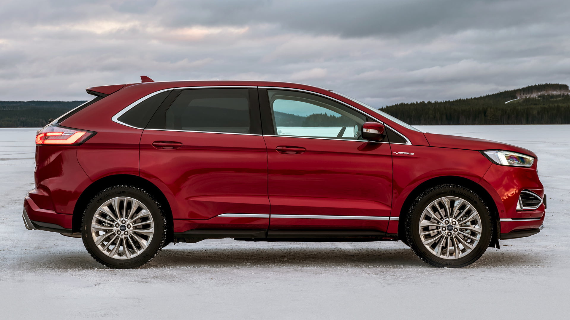 Ford, Ford Edge Vignale, Car, Crossover Car, Mid-Size Car, Red Car