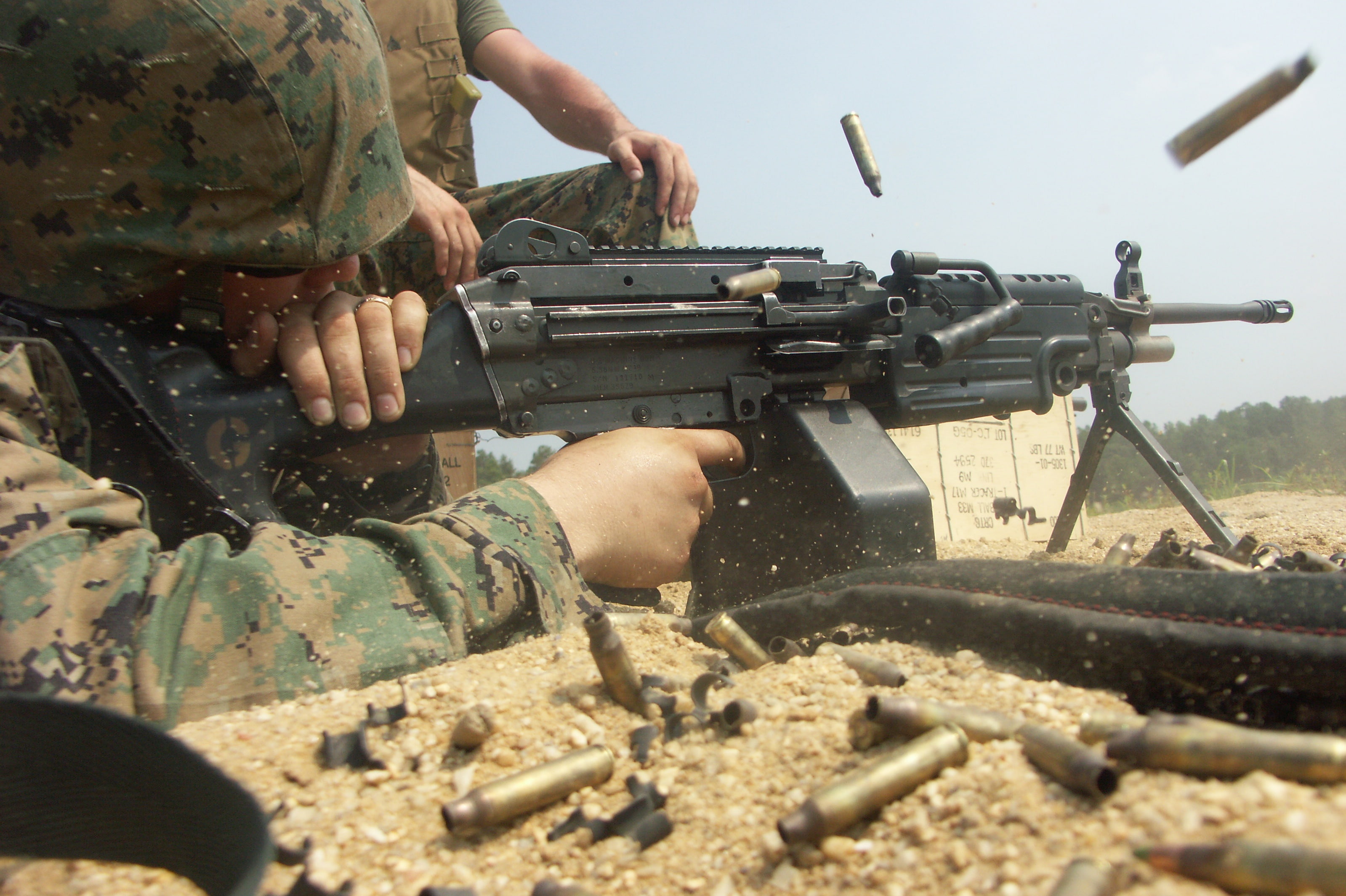 soldier, USMC, light machine gun, M249 SAW