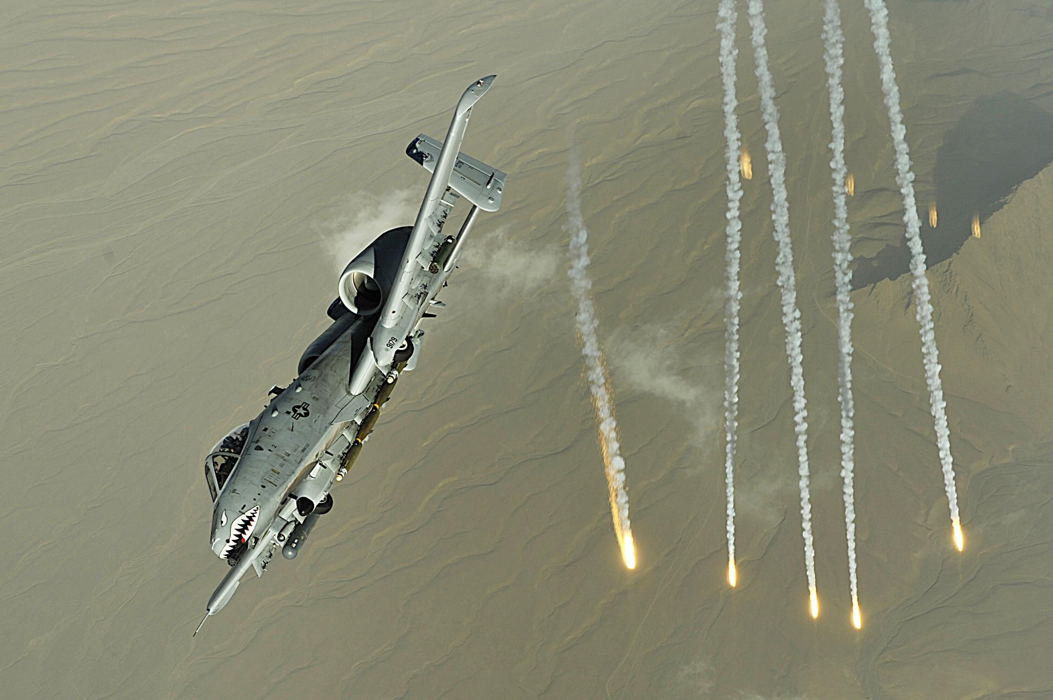 A10 In Action, thunderbolt, warthog, flares, wings, aircraft planes