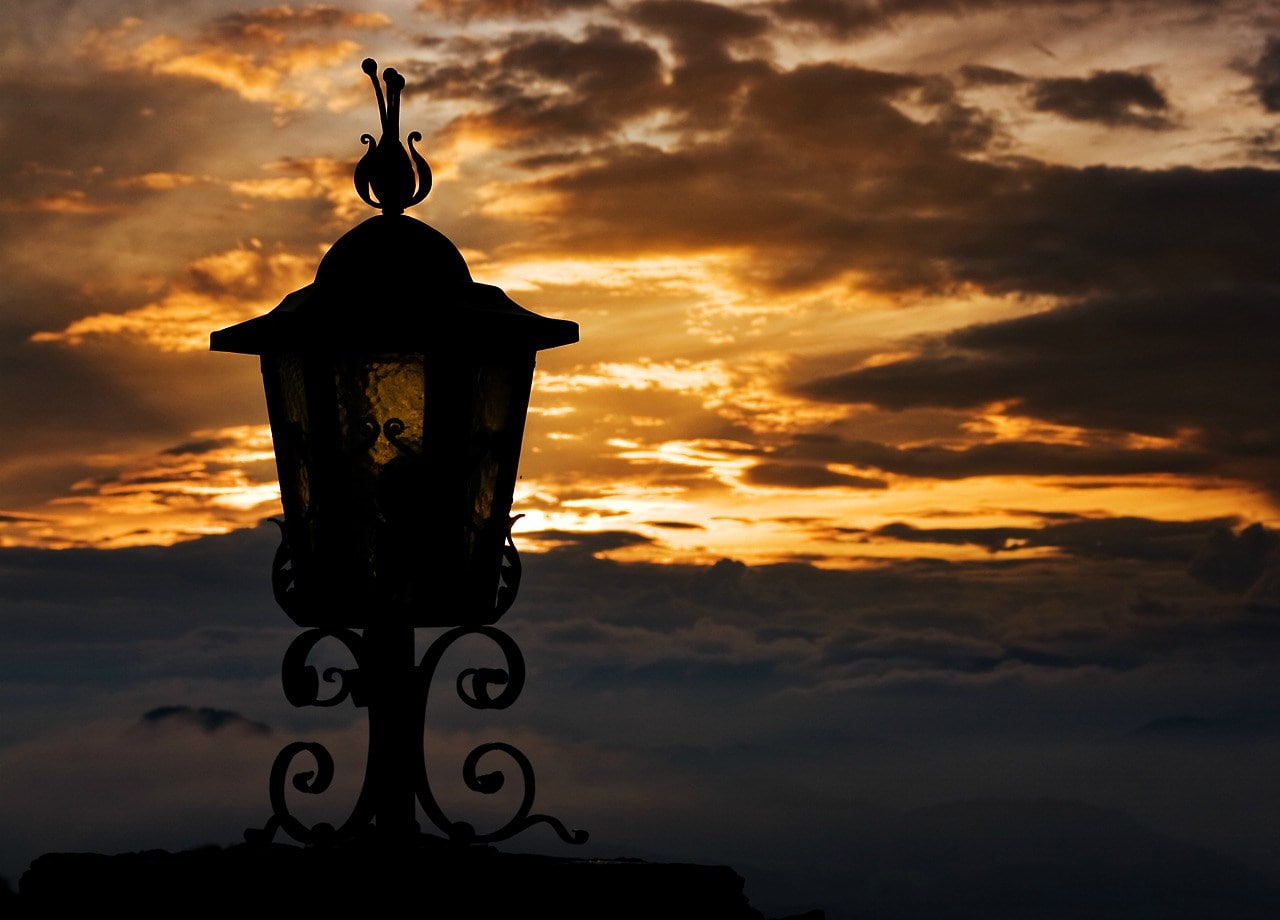 lamp post