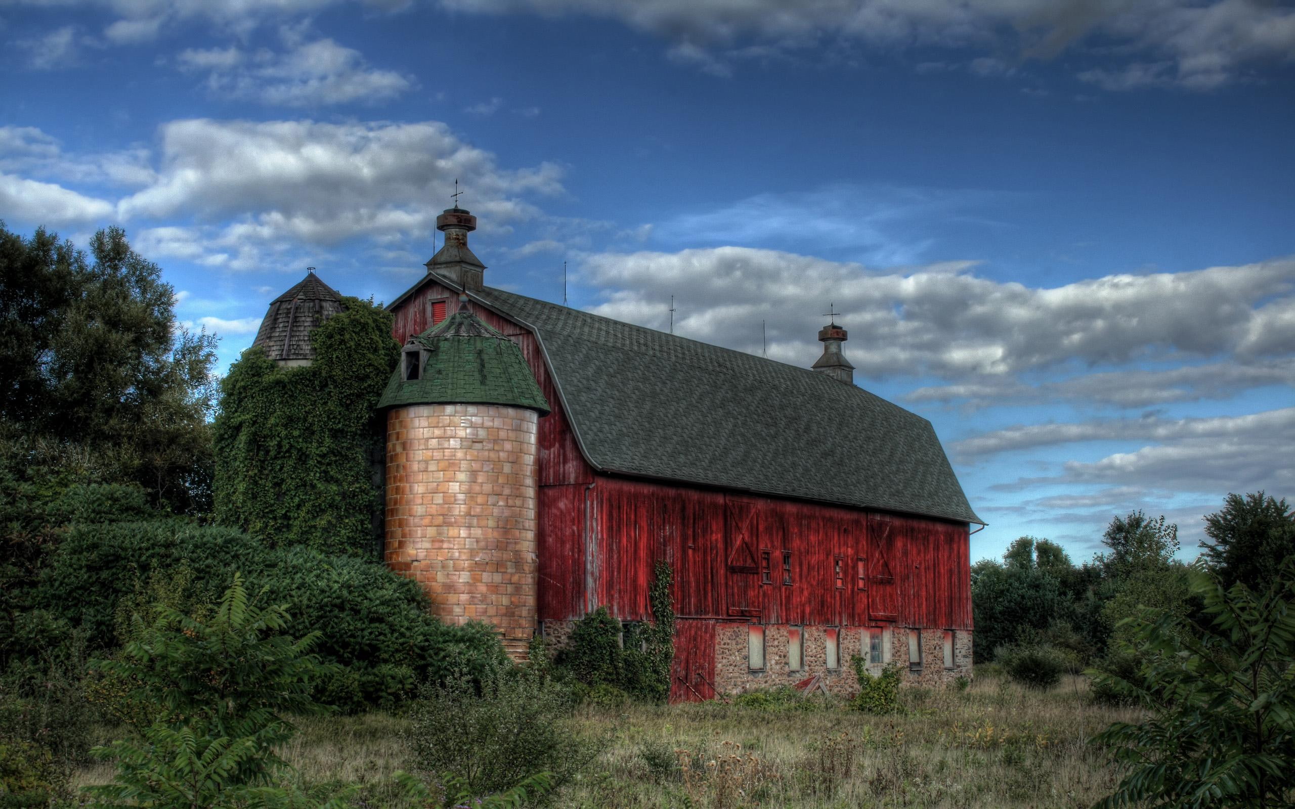 Old Red Barn, nature and landscape