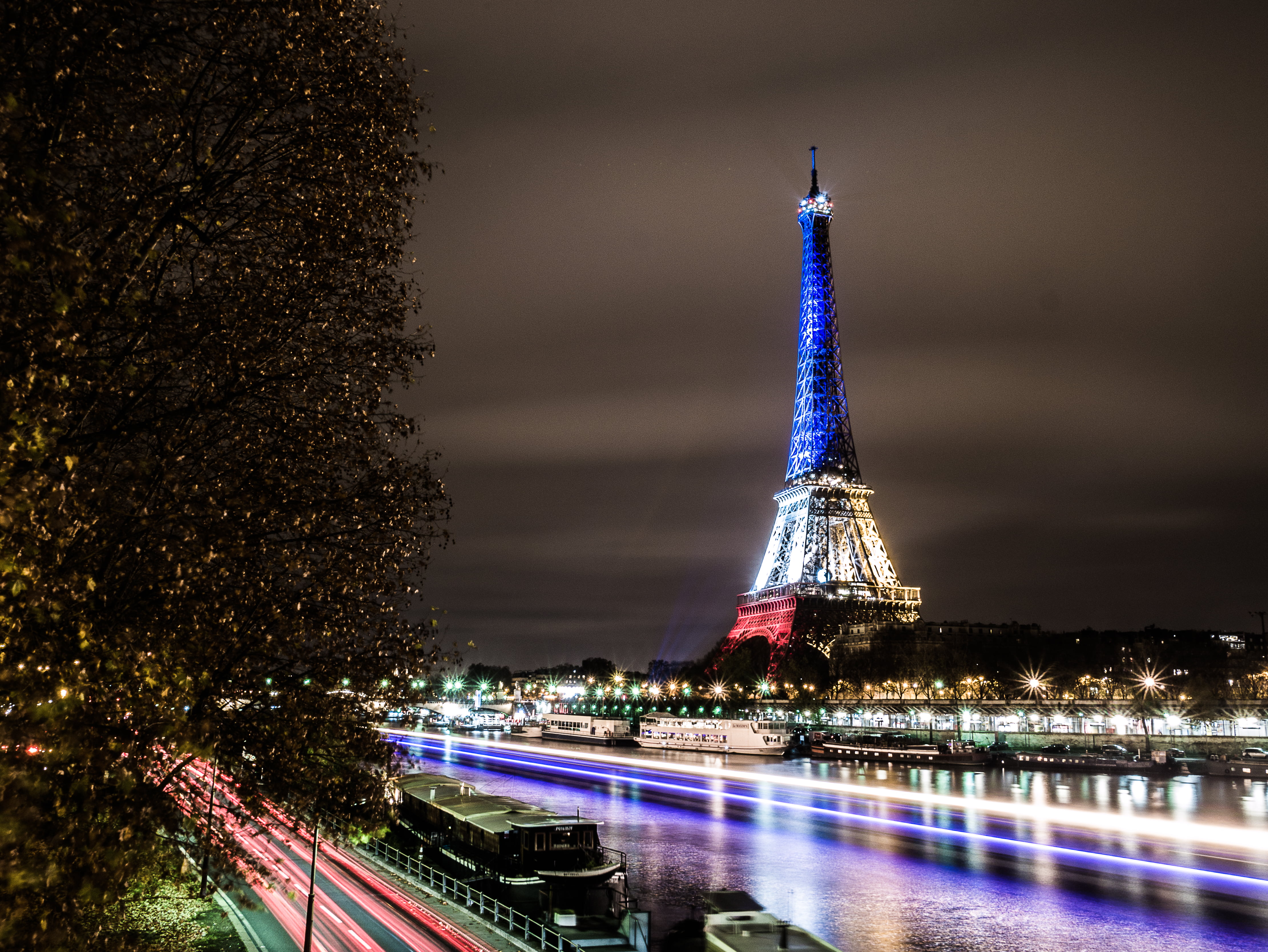 time-lapse photography of Eiffel Tower, Paris, la tour eiffel, la tour eiffel