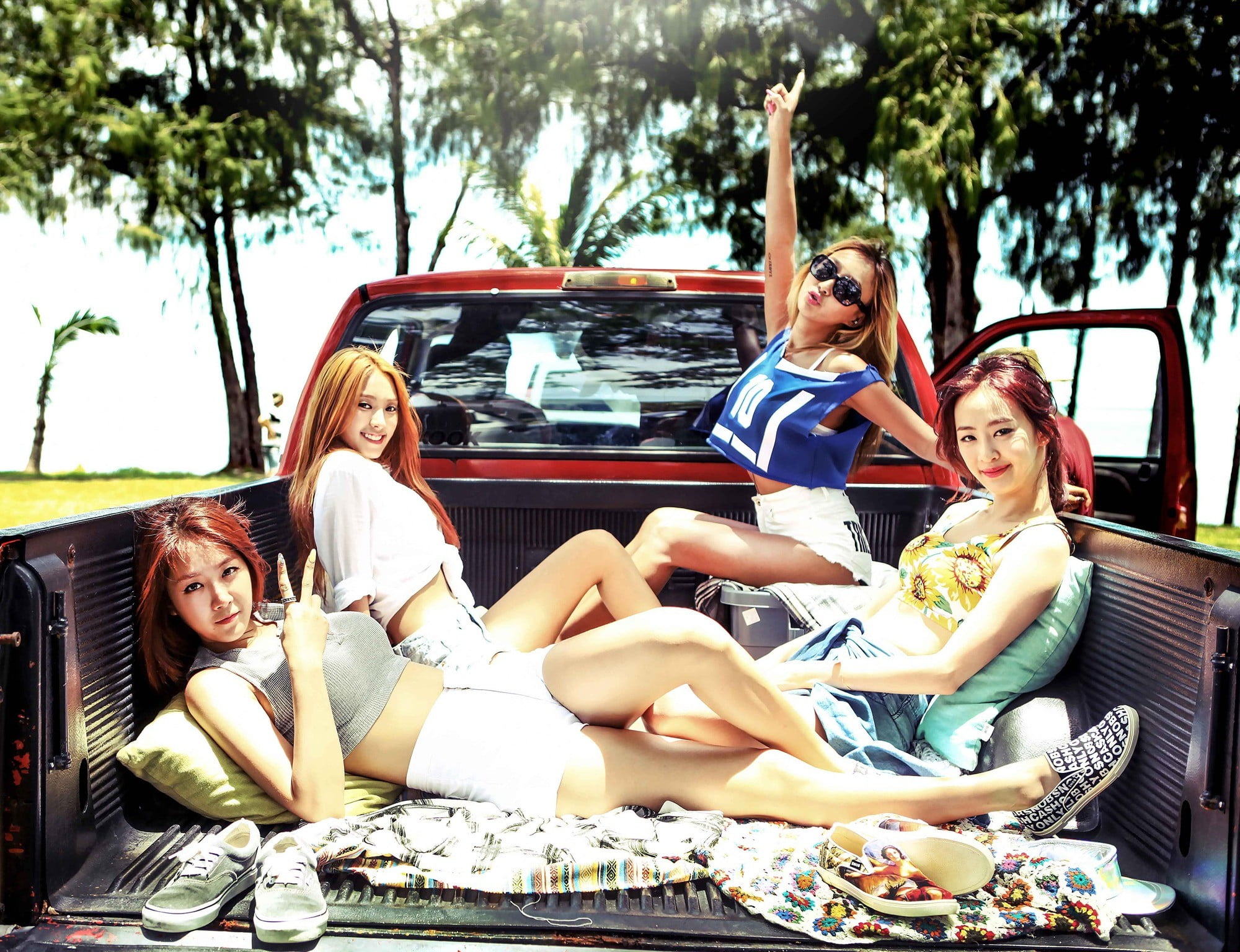 Sistar Kpop, South Korea, Asian, women, car, group of women