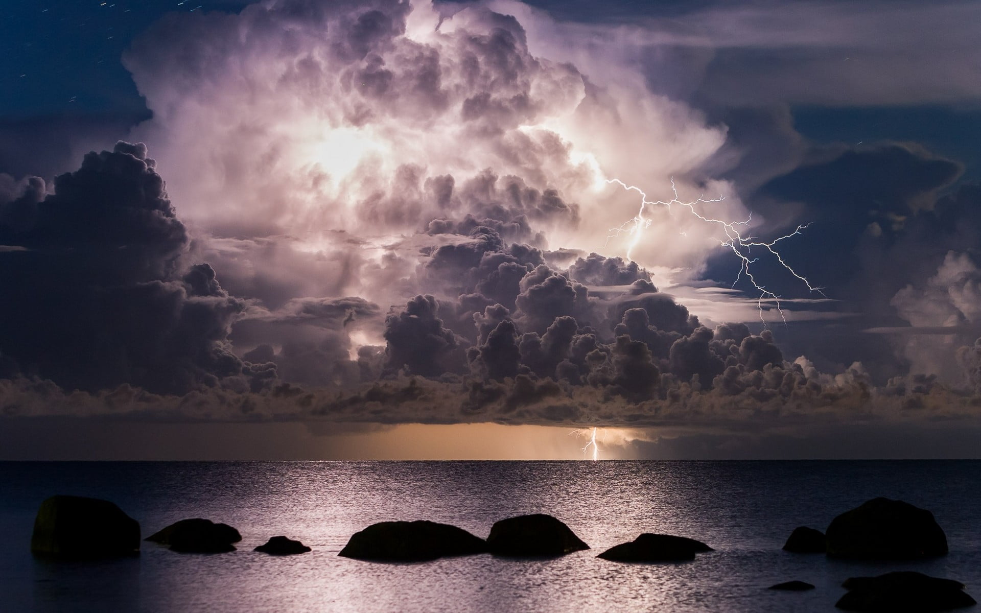 body of water and sea of cloud, nature, landscape, lightning