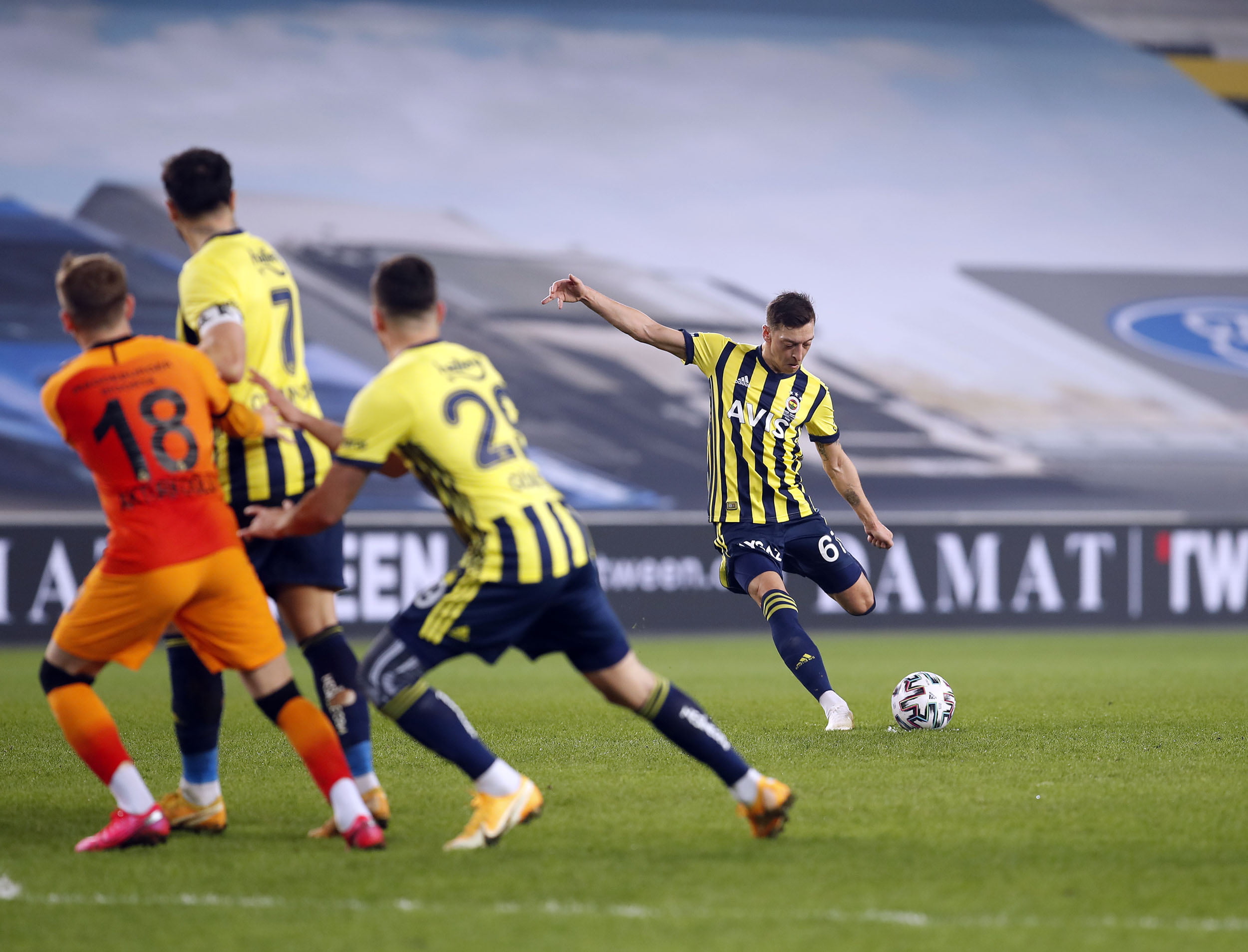 Fenerbahçe, Mesut Ozil, soccer, Football Player, Galatasaray S.K.