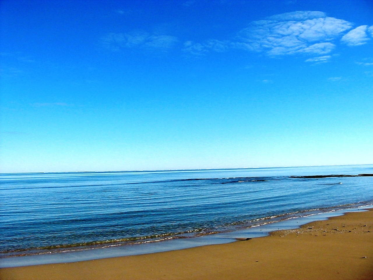body of water under blue sky, ocean, landscape, oceania, pardoo