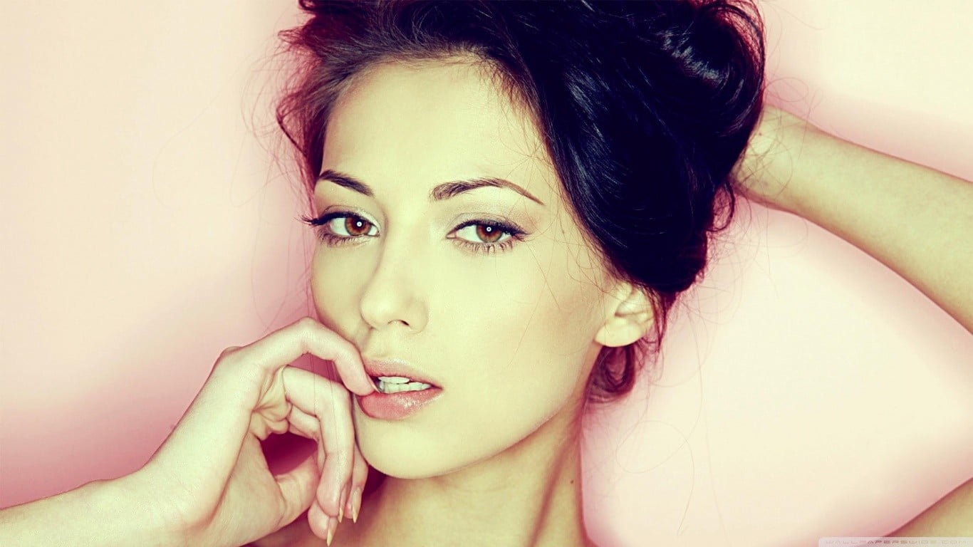 women, Anna Sbitnaya, closeup, face, brunette, hazel eyes, sensual gaze