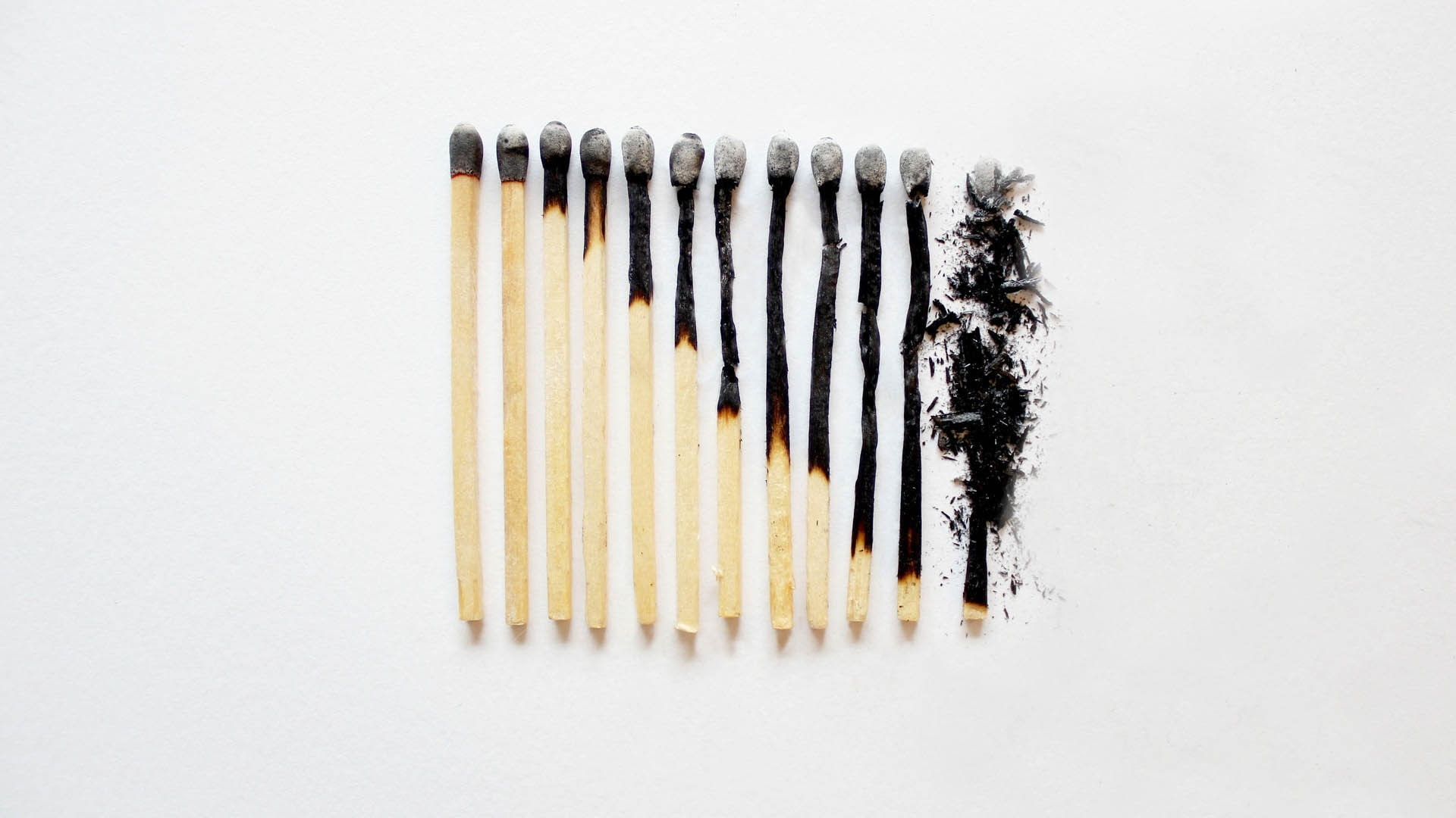matches, fire, burn, ash, white background, studio shot, matchstick