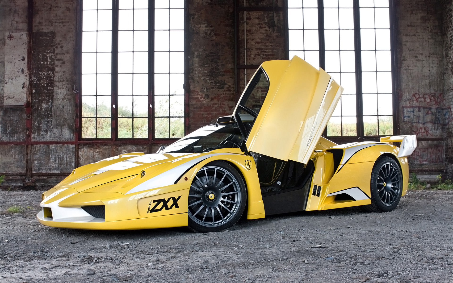 Free Download Hd Wallpaper Edo Competition Enzo Ferrari Supercar Supercars Tuning