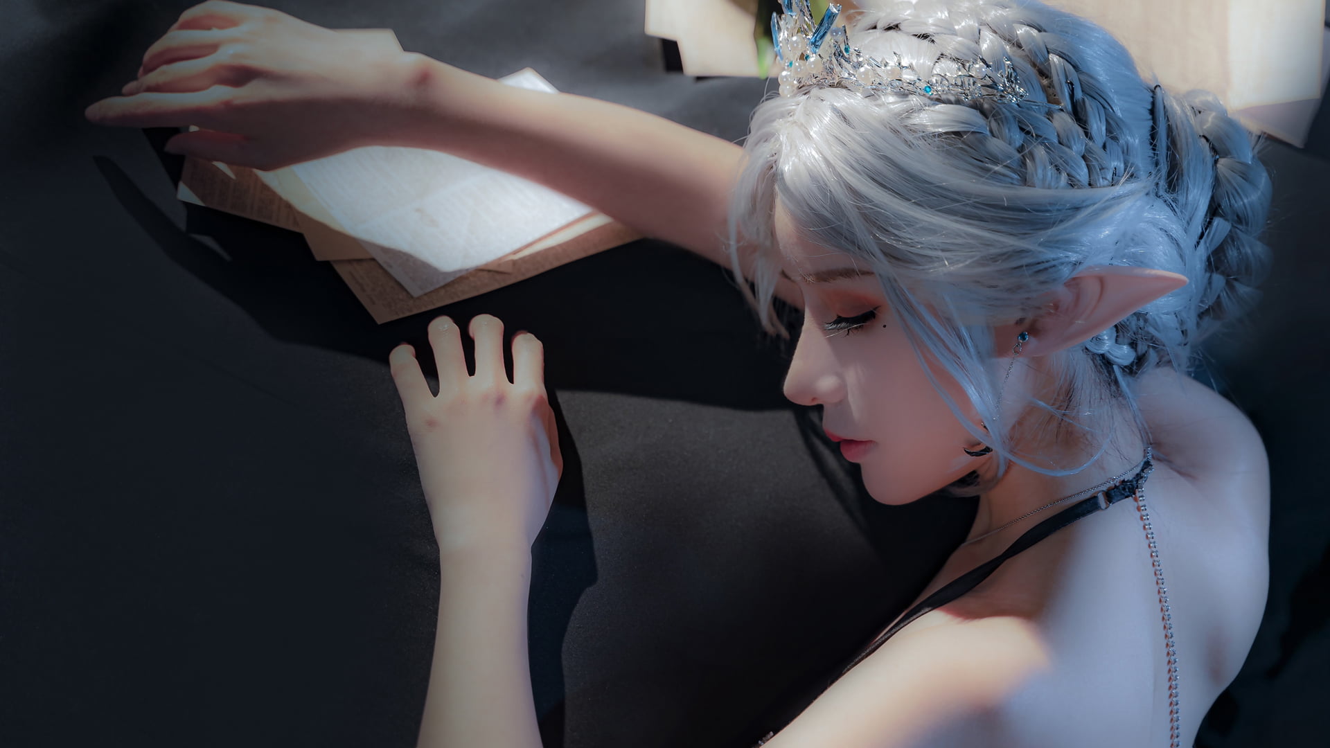 WLOP, silver hair, cosplay