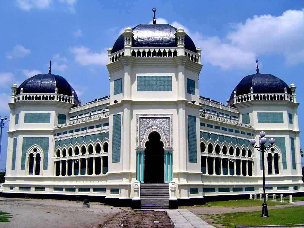Mesjid Raya Medan, white mosque, Religious, muslim, architecture