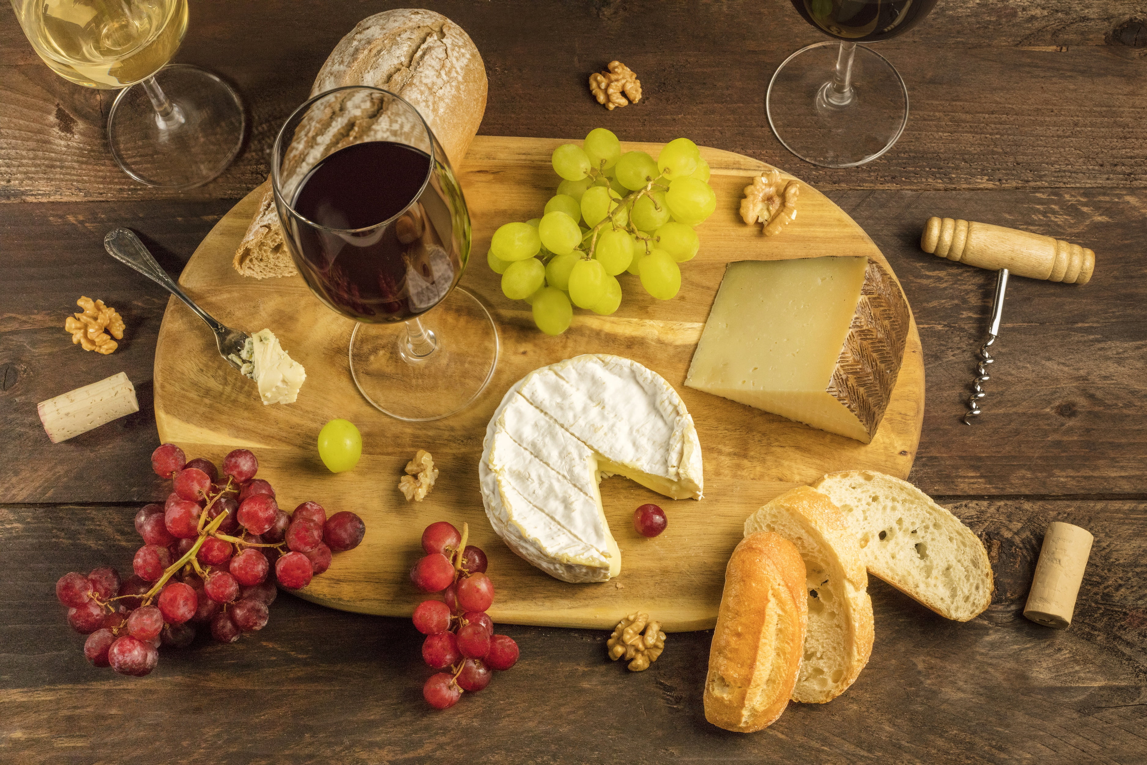 table, wine, cheese, glasses, bread, grapes, tube, Board, plug