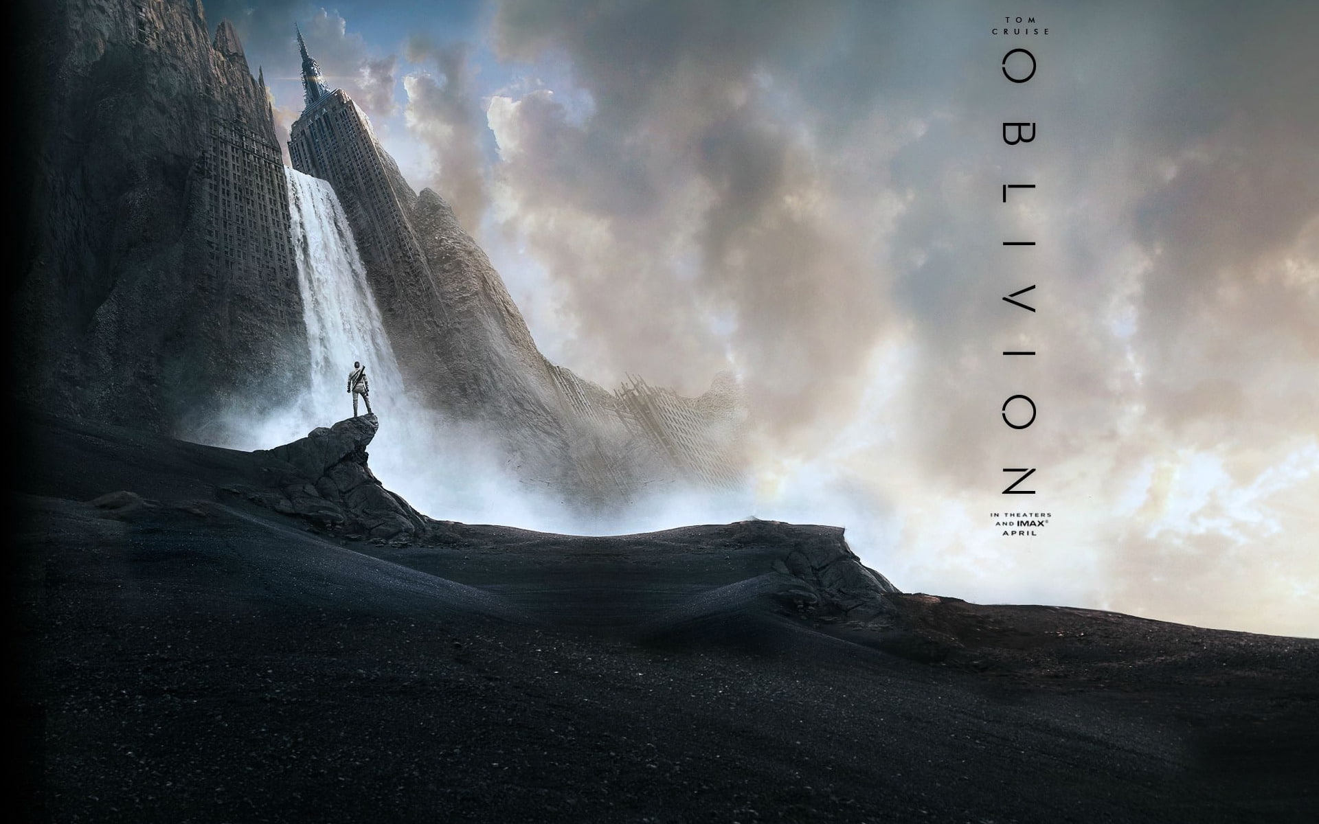 2013 Oblivion Film, 2013 oblivion poster, tom cruise film