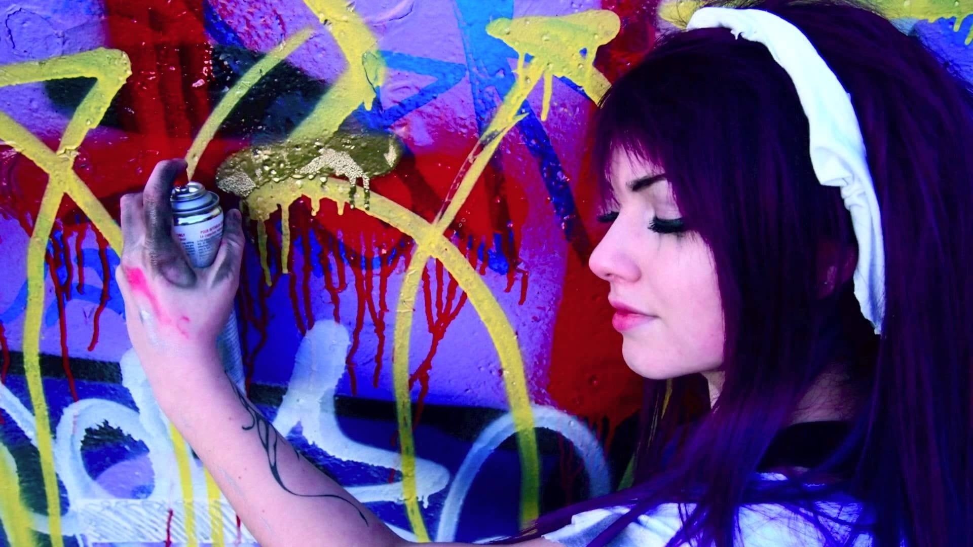 Free Download Hd Wallpaper Veela Purple Hair Graffiti Women Model Face Young Women 