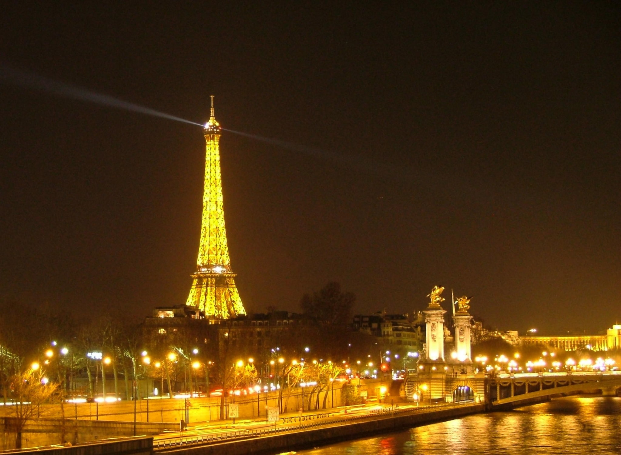 eiffel tower  computer, architecture, built structure, illuminated