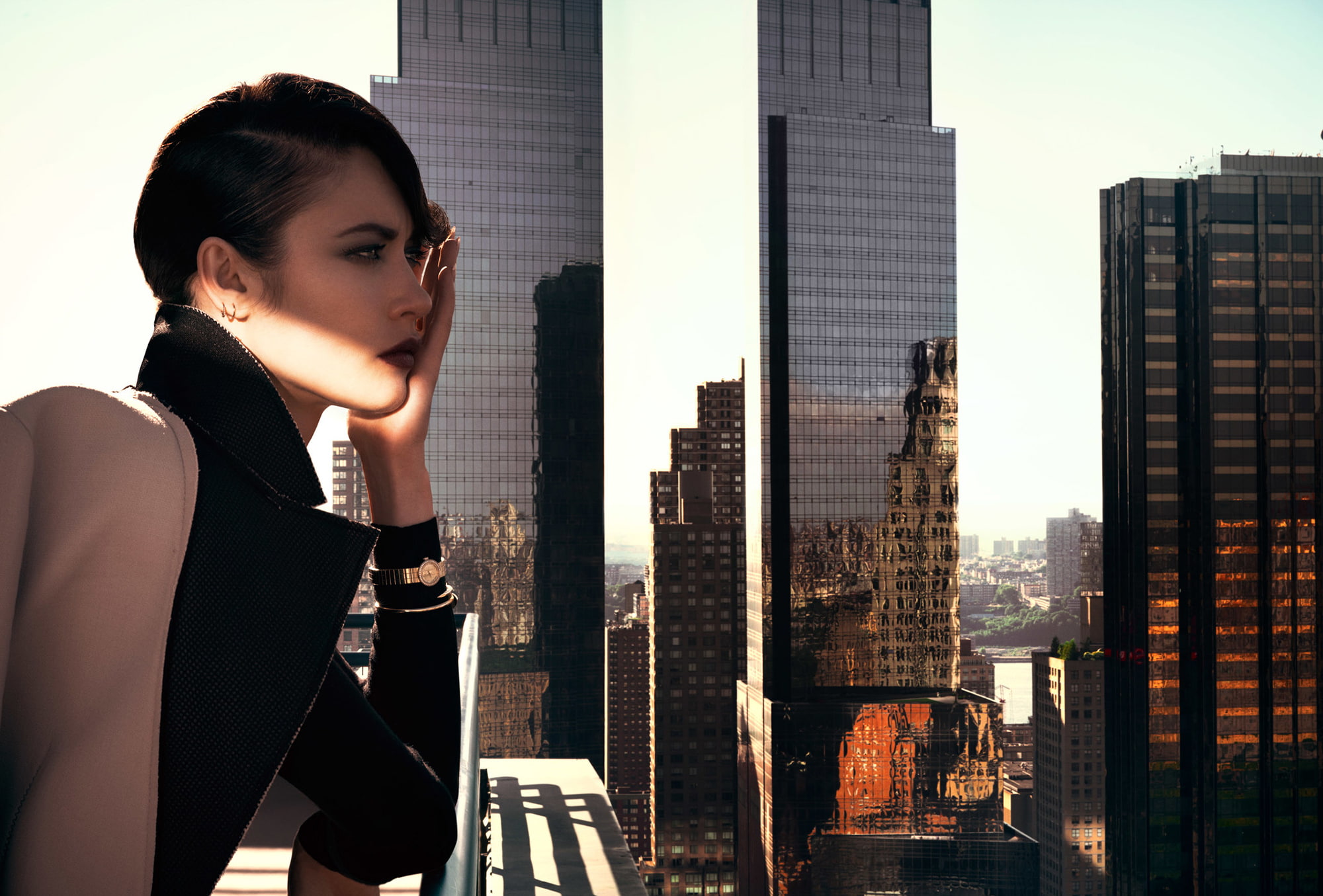 the city, reflection, model, home, skyscrapers, actress, brunette