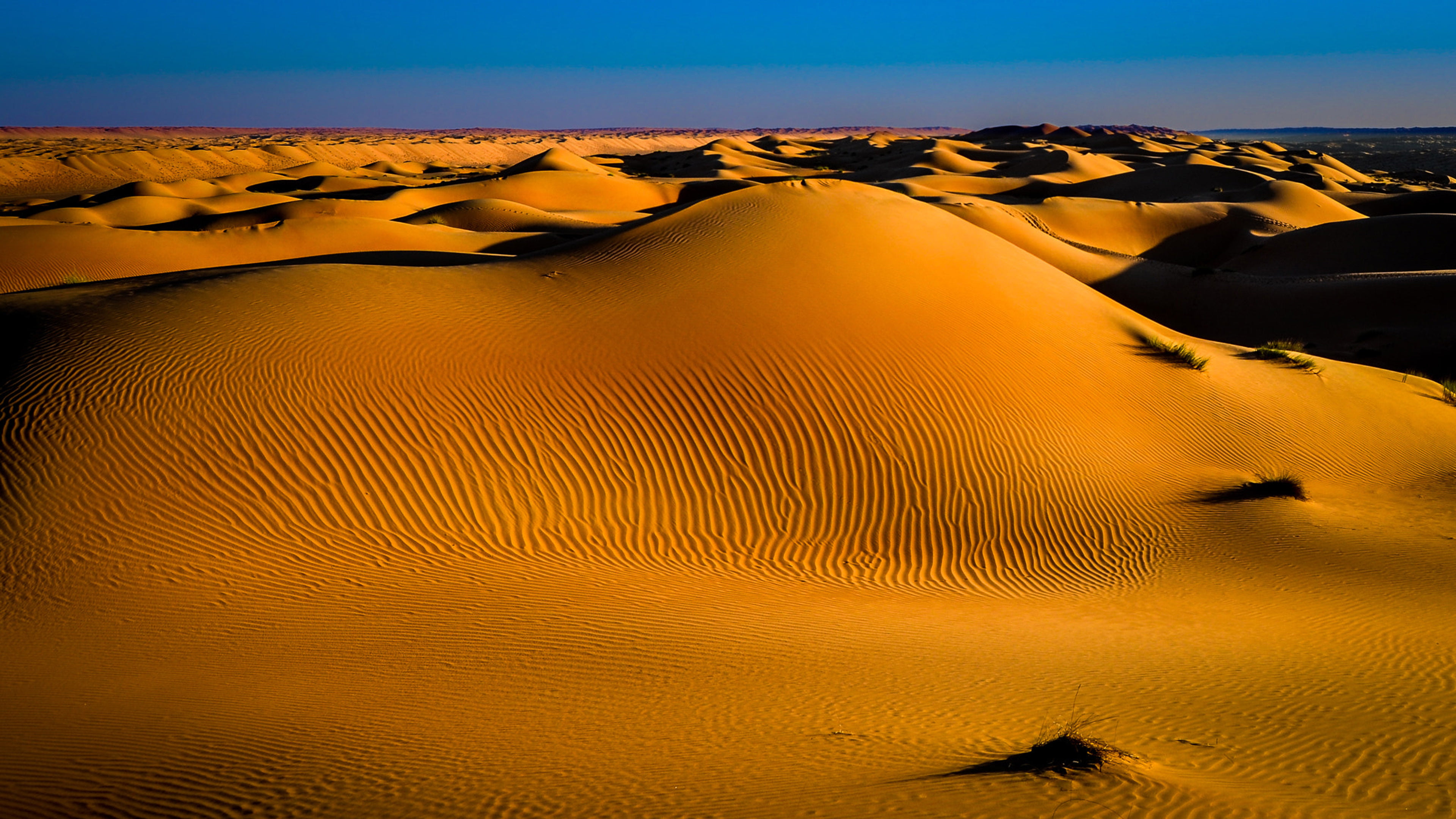 Red Sandy Hills Desert Scenery In Oman’s Desktop Hd Wallpapers For Mobile Phones Tablet And Pc 3840×2160