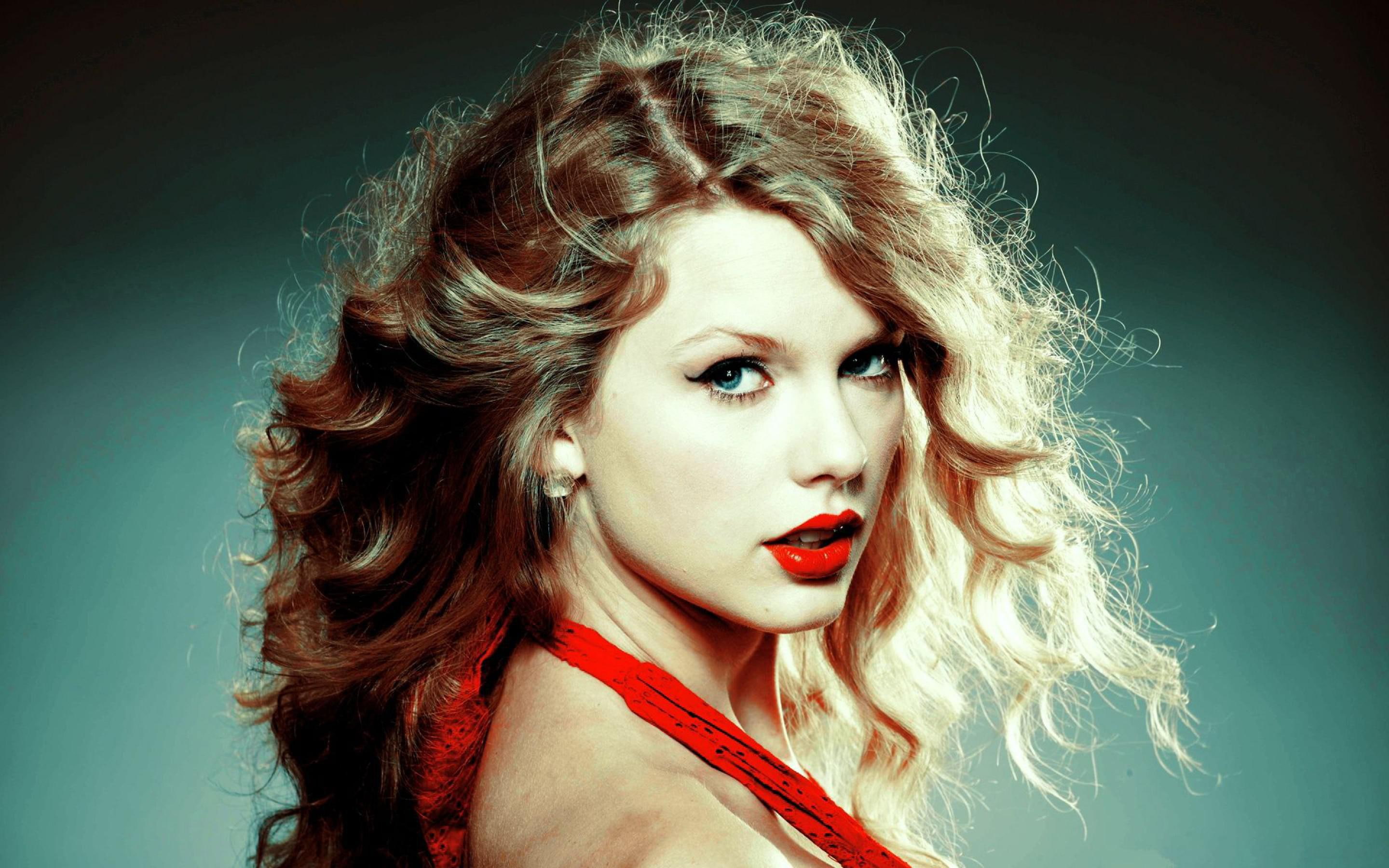 Taylor Swift In Red Dress, celebrity, celebrities, girls, actress