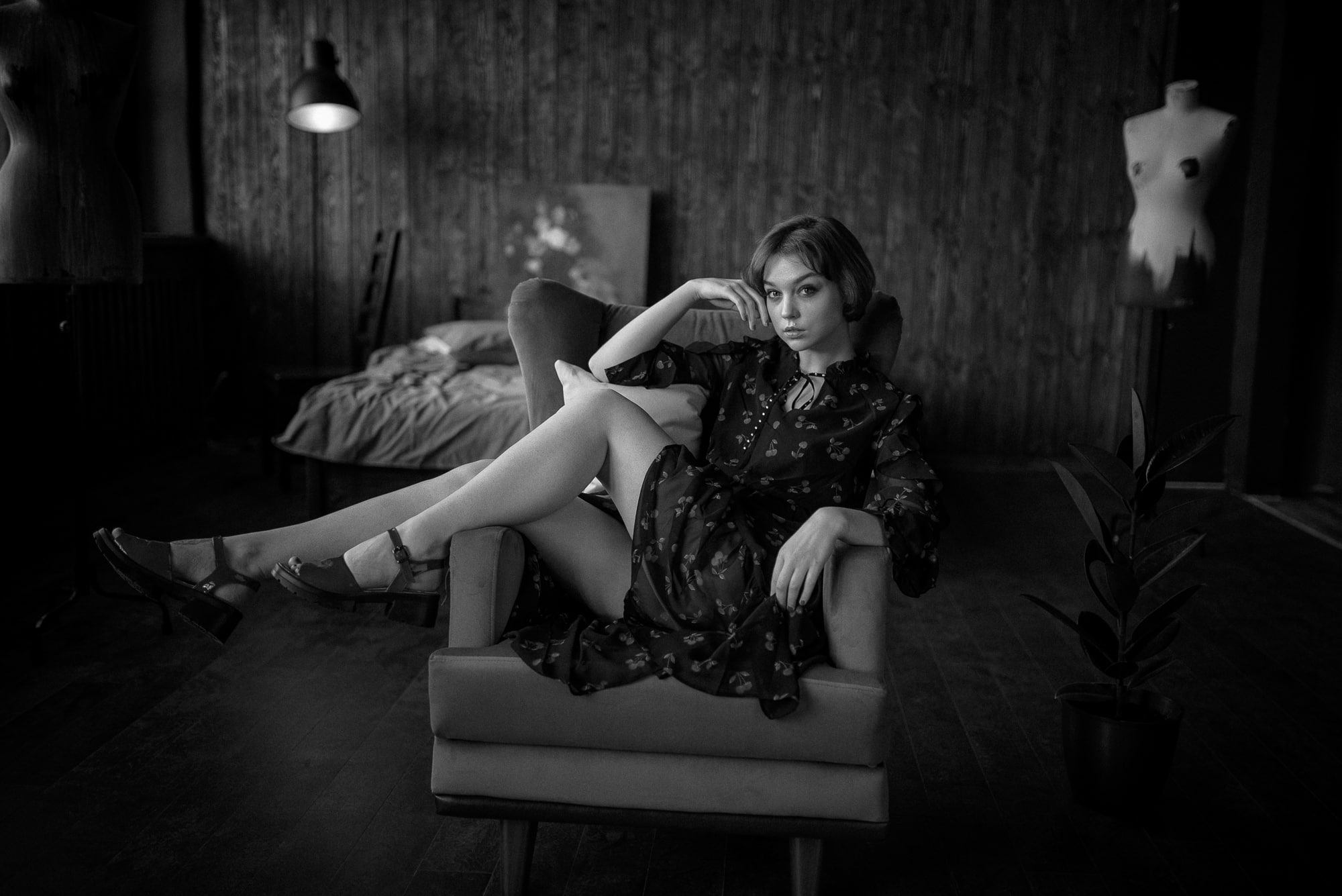 Olya Pushkina, women, model, looking at viewer, indoors, portrait