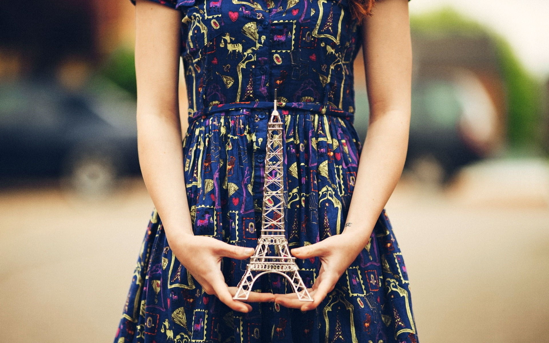 eiffel tower