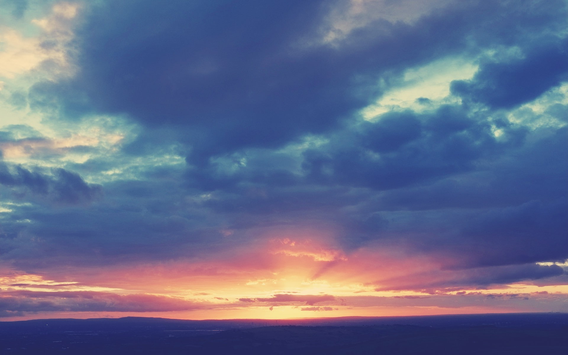 clouds, cloud - sky, dramatic sky, sunset, beauty in nature