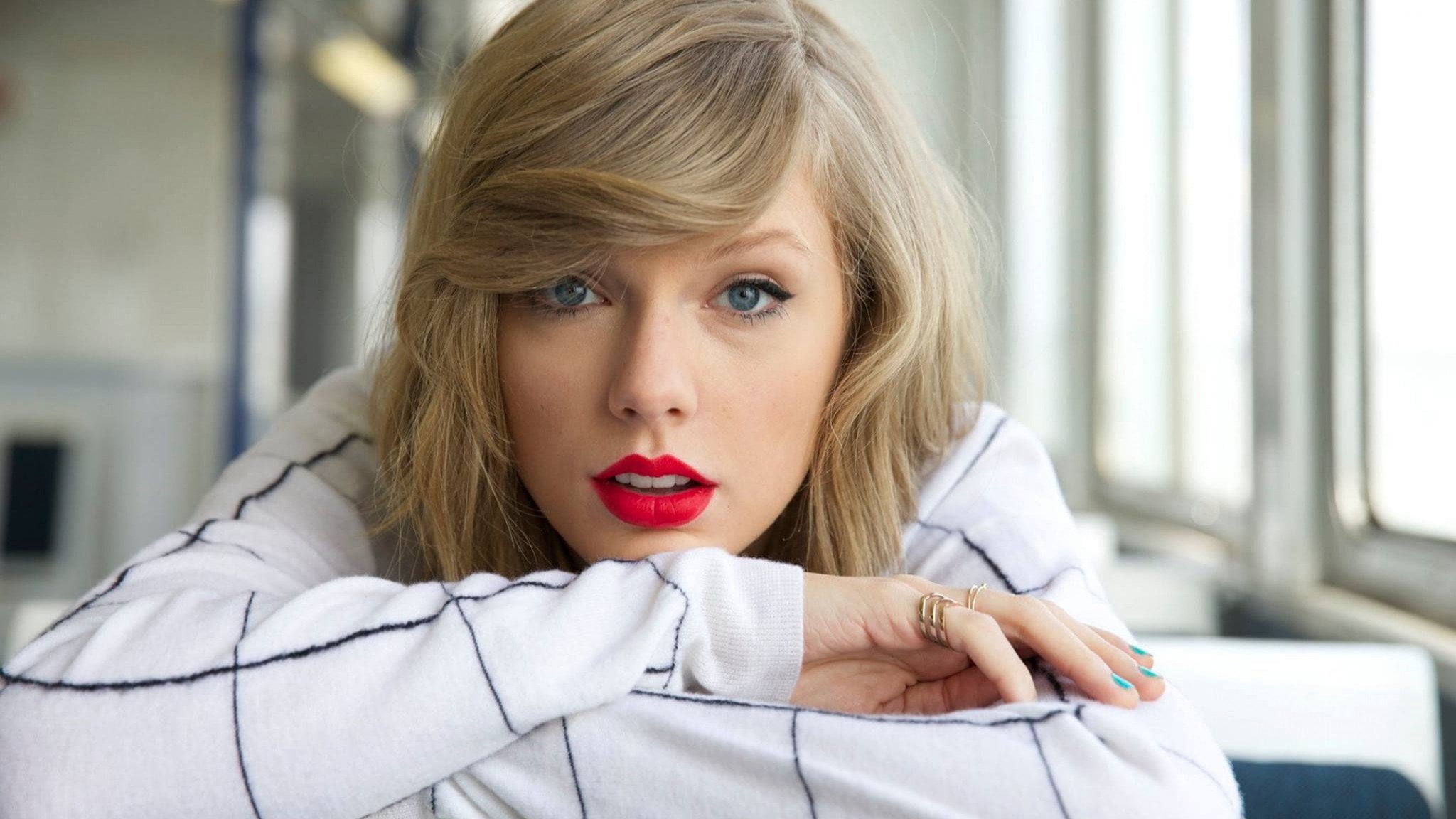 Taylor Swift, blonde, singer, women, red lipstick, looking at viewer
