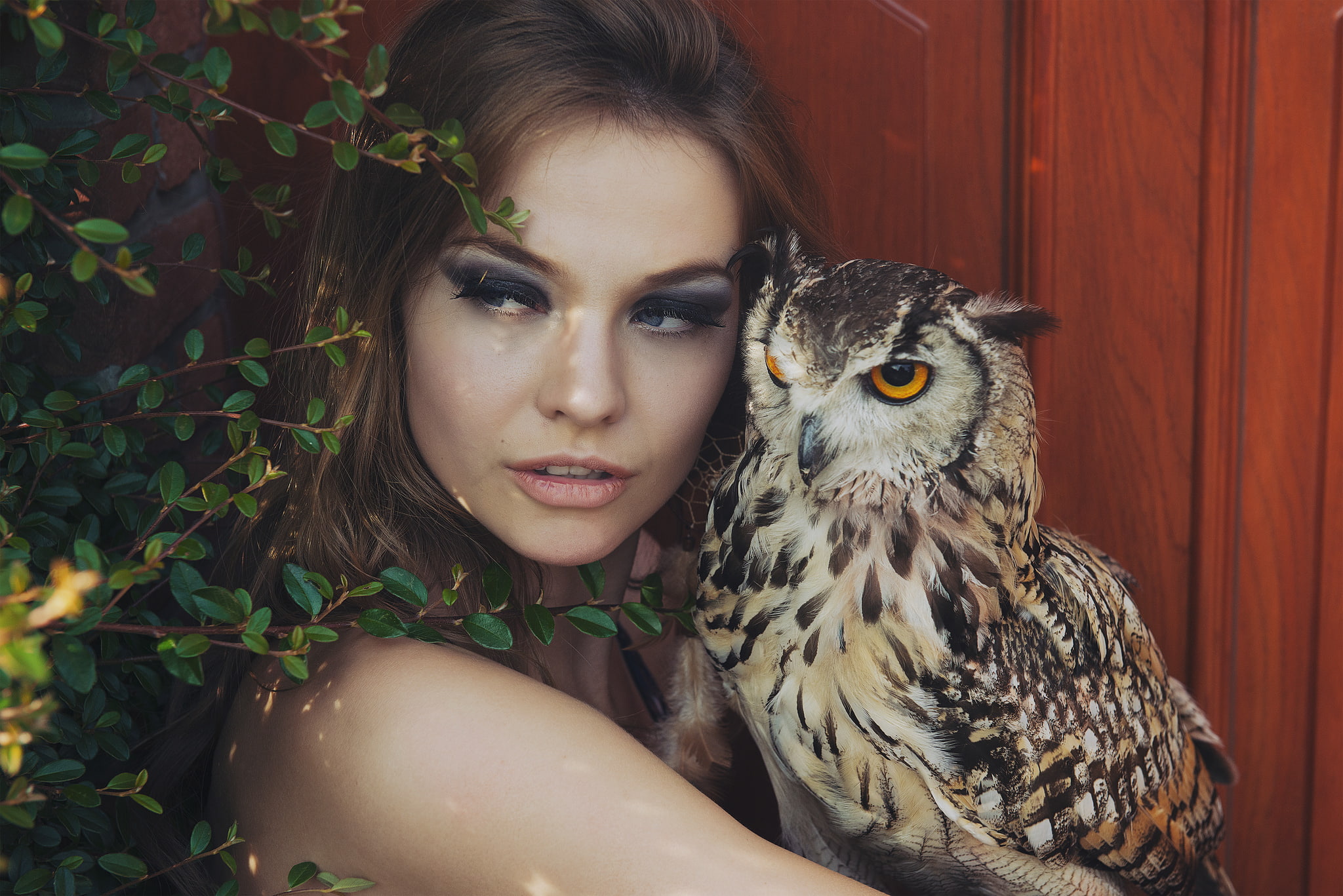 brunette, model, women, Anastasia Vervueren, owl, one person