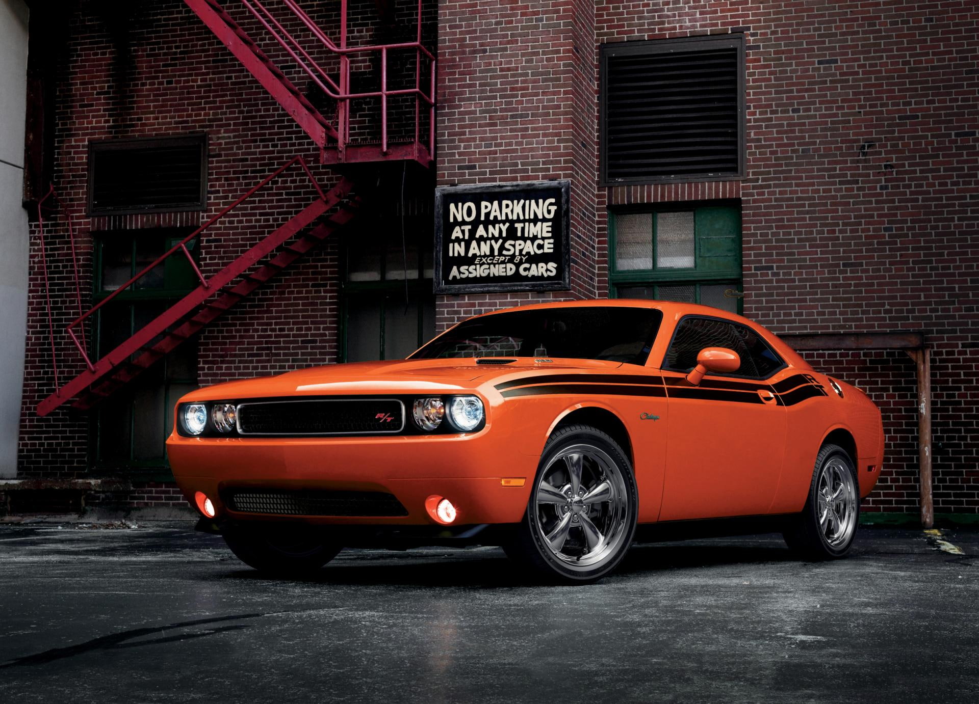 2014 dodge challenger, car