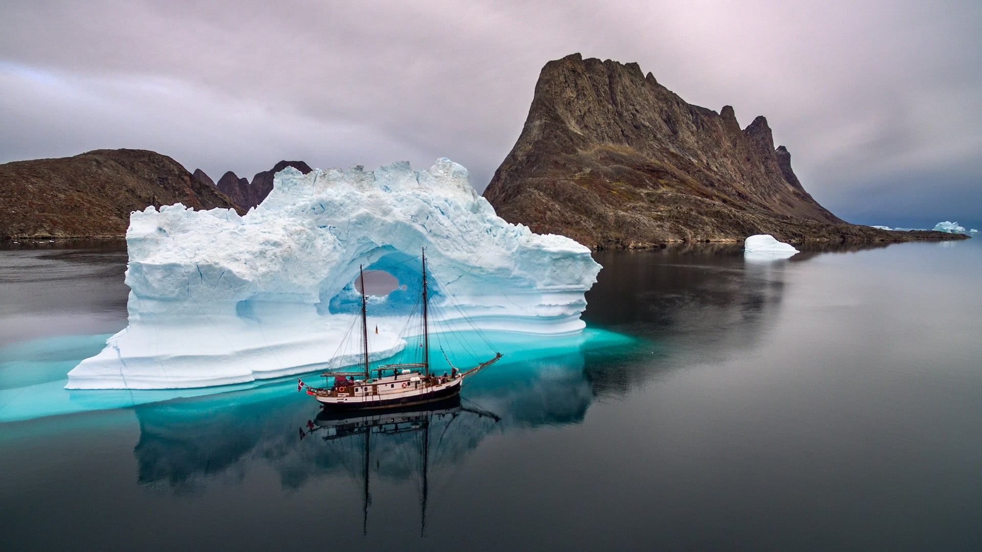 white sail ship beside iceberg digital wallpaper, nature, landscape