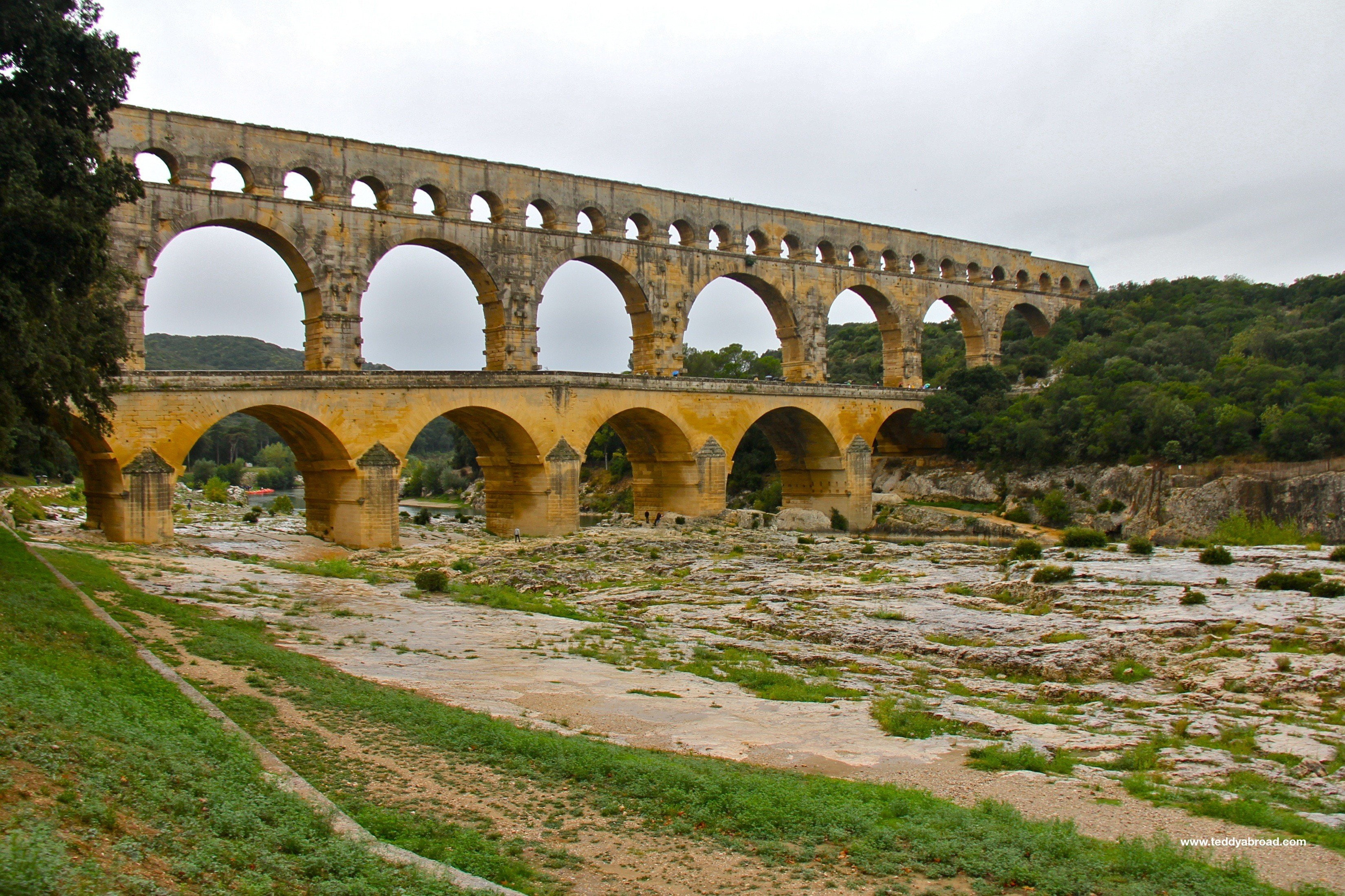 Aqueducts, bridge, building, Old Building, Pont Du Gard