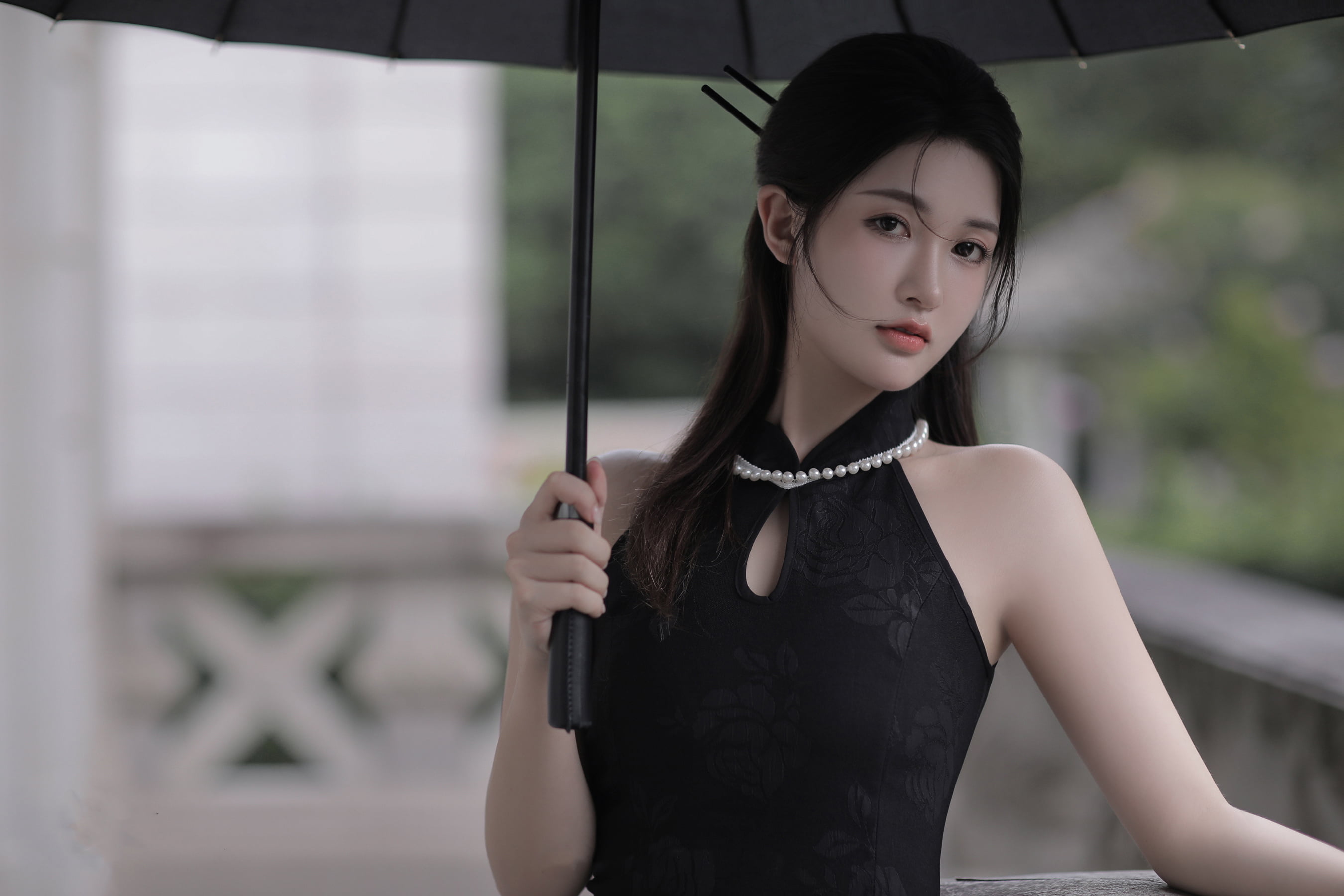 Chinese model, umbrella, women, cheongsam