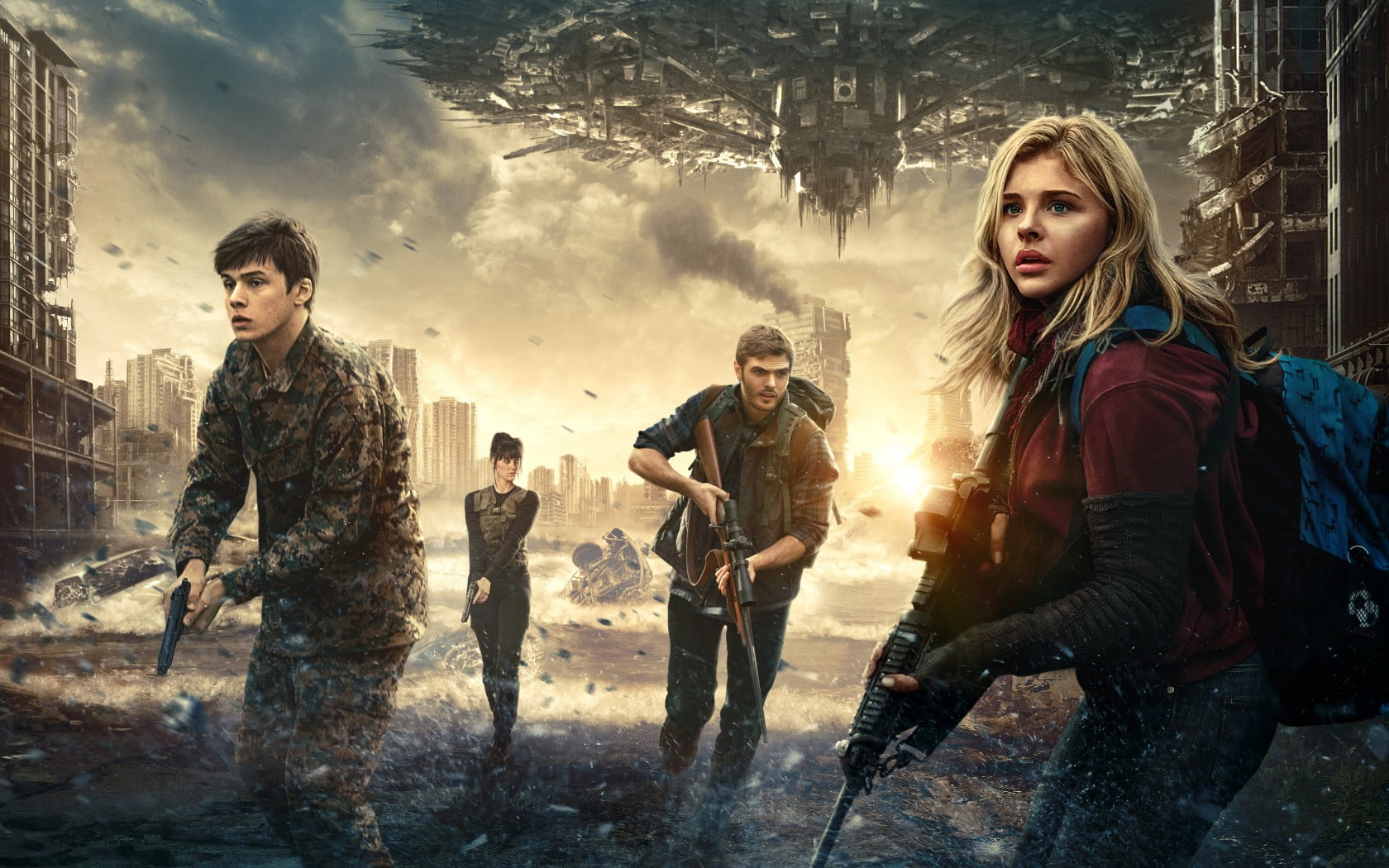 The 5th Wave Action, Movies, Hollywood Movies, young adult, group of people