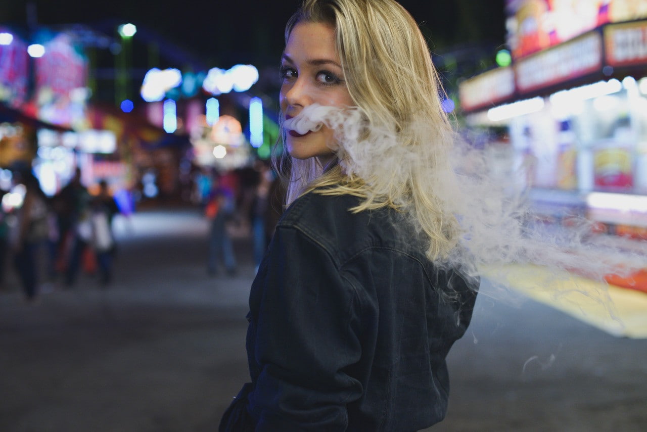 blonde nightlive smoking cityscape, one person, portrait, young adult