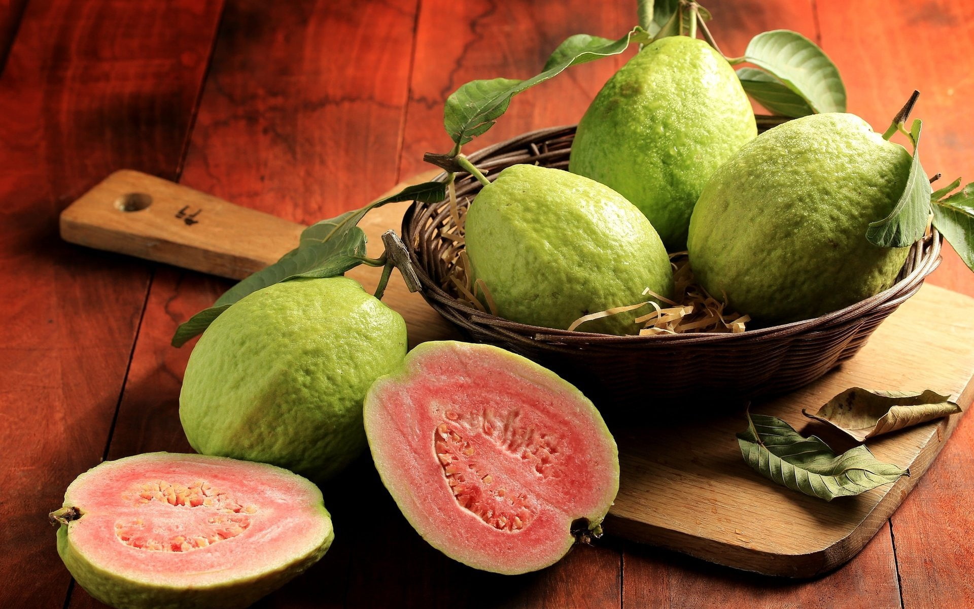 Board, in the basket, guava