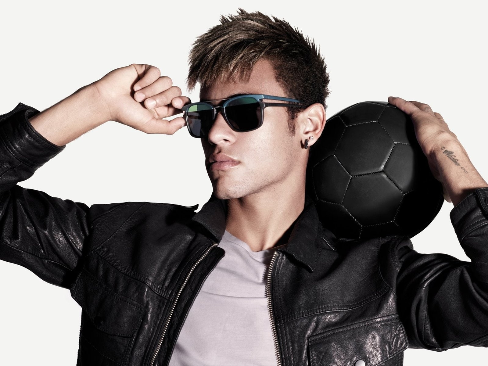 Neymar Police, photo shoot, black, sunglasses