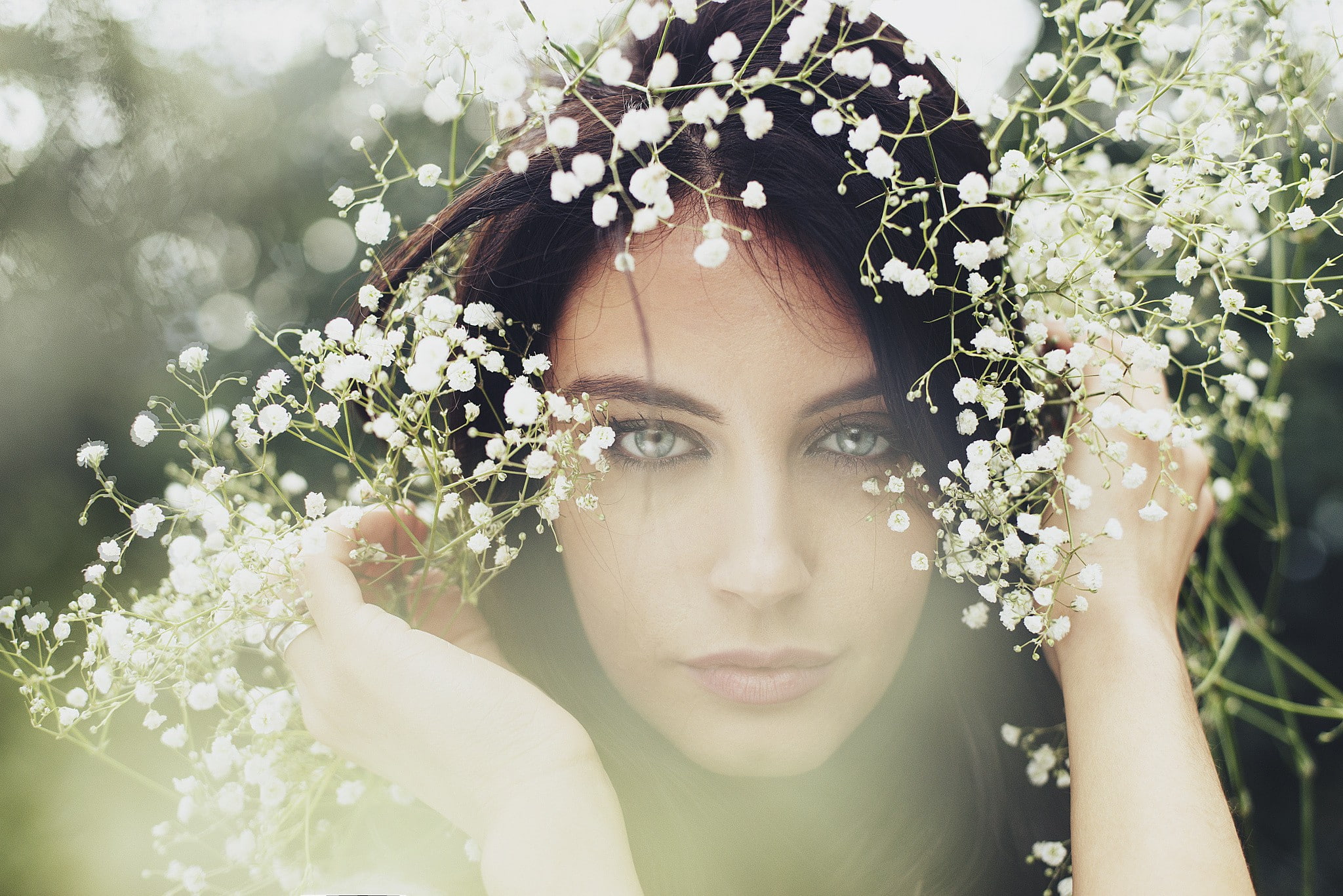 flowers, brunette, Anastasia Vervueren, blue eyes, face, hazy