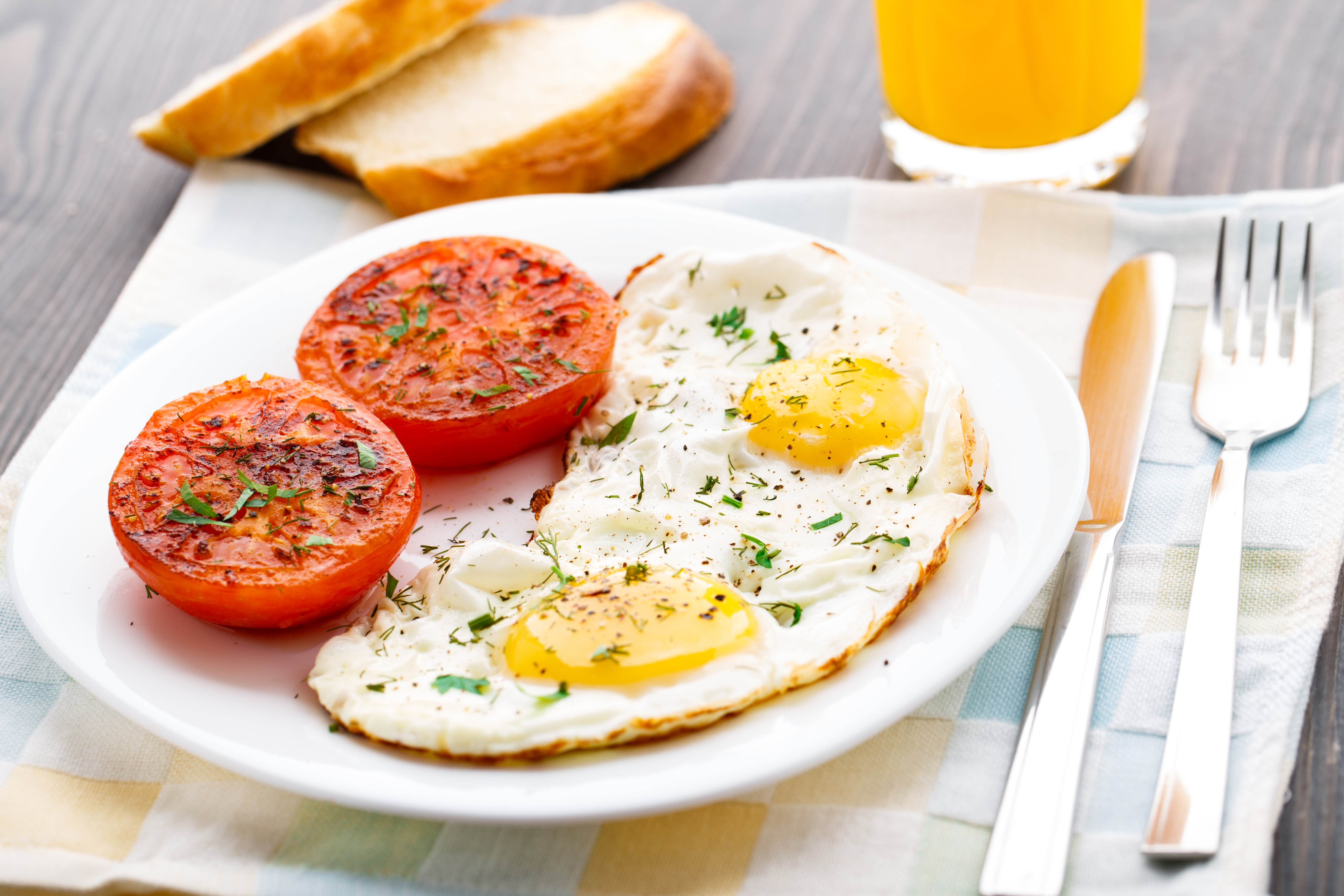 sunny side up eggs and totatoes, Breakfast, scrambled eggs, spices