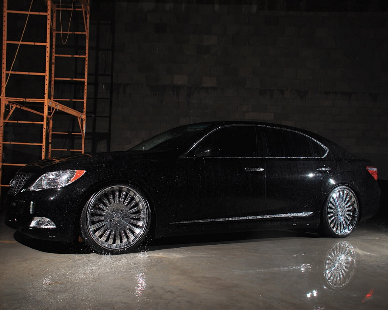 Lexus