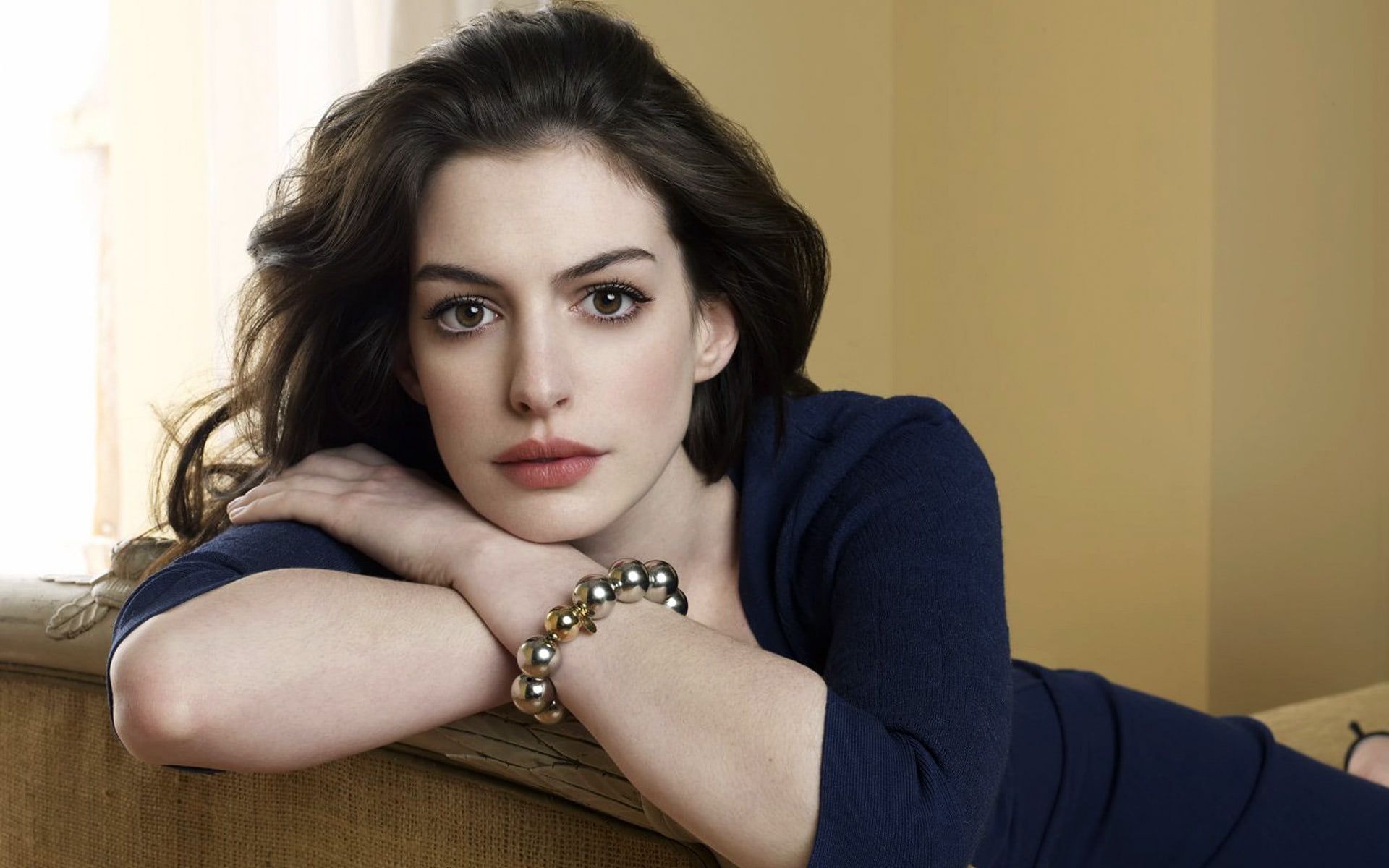 Anne Hathaway Actress, celebrity, hollywood actresses, gorgeous