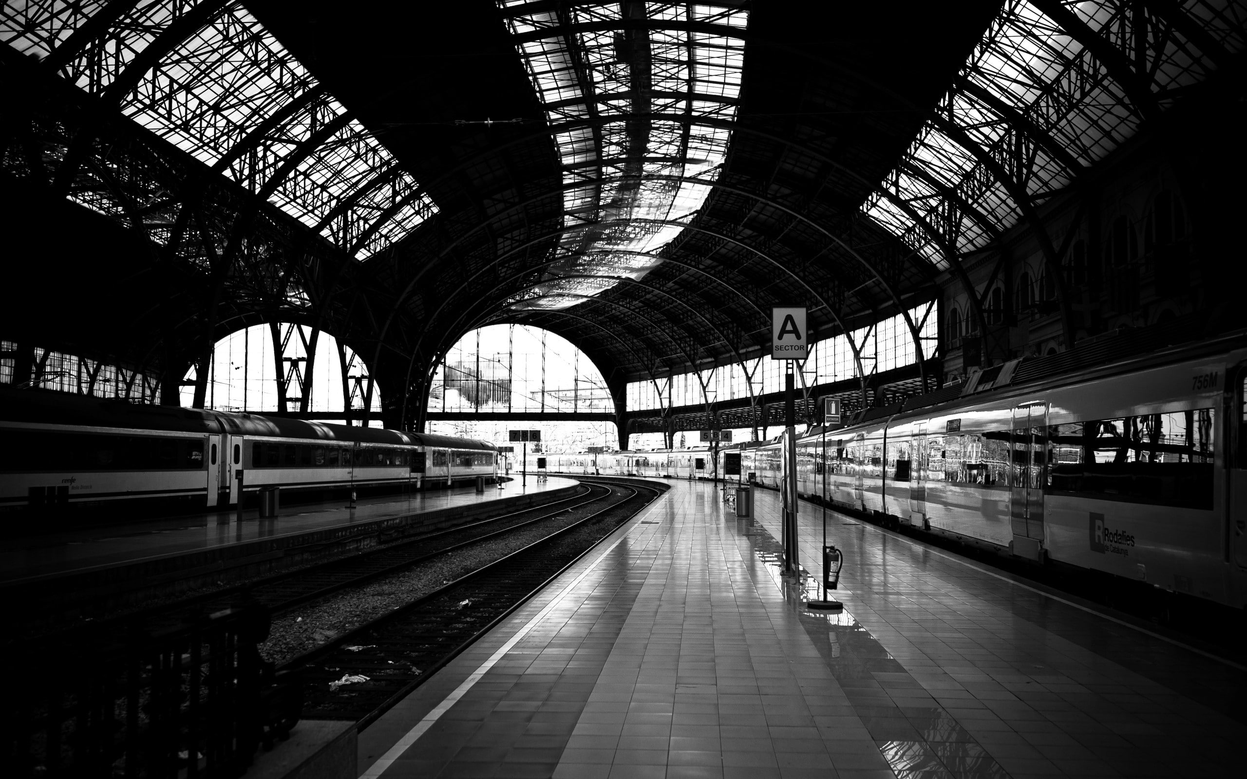 train, train station, Barcelona, transportation, rail transportation