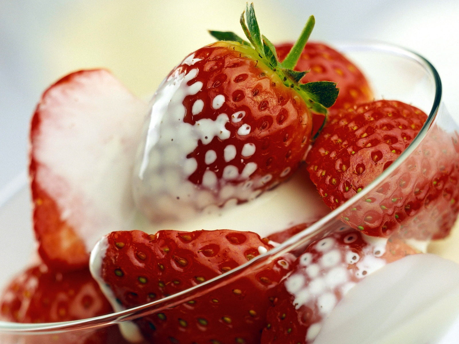 strawberry fruit, strawberries, cream, milk, food, red, freshness
