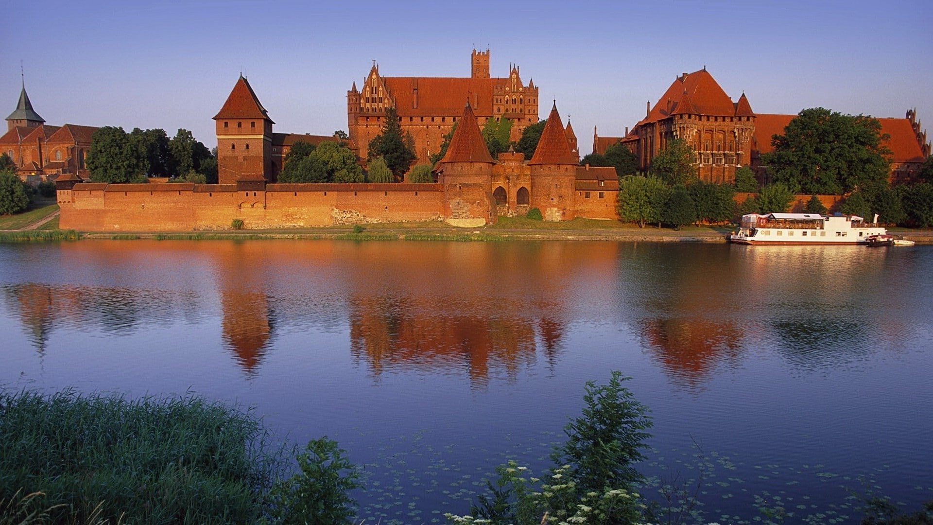 Poland, Malbork, castle, reflection, Polish, Teutonic Order