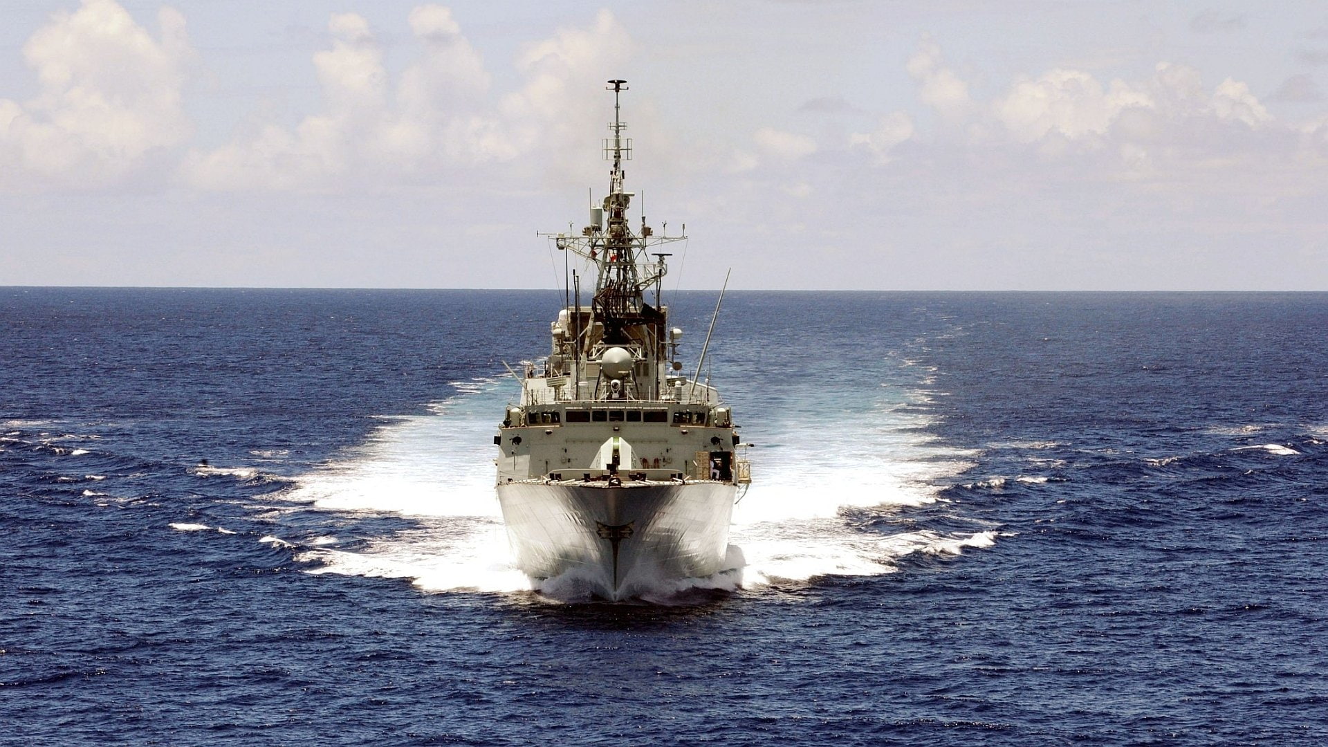 Warships, Canadian Navy, Frigate, HMCS Winnipeg (FFH 338)