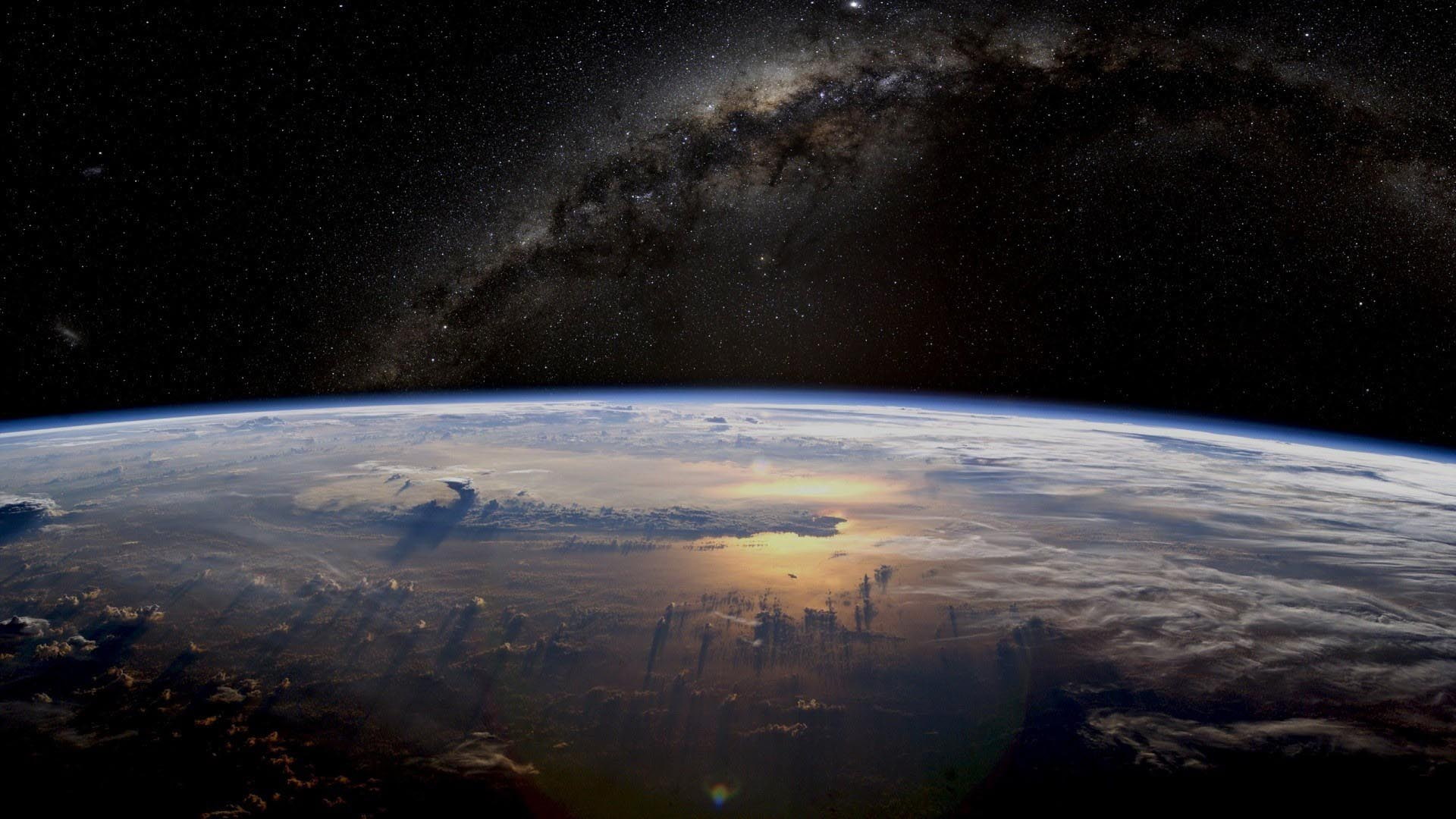 Milkyway and Earth HD