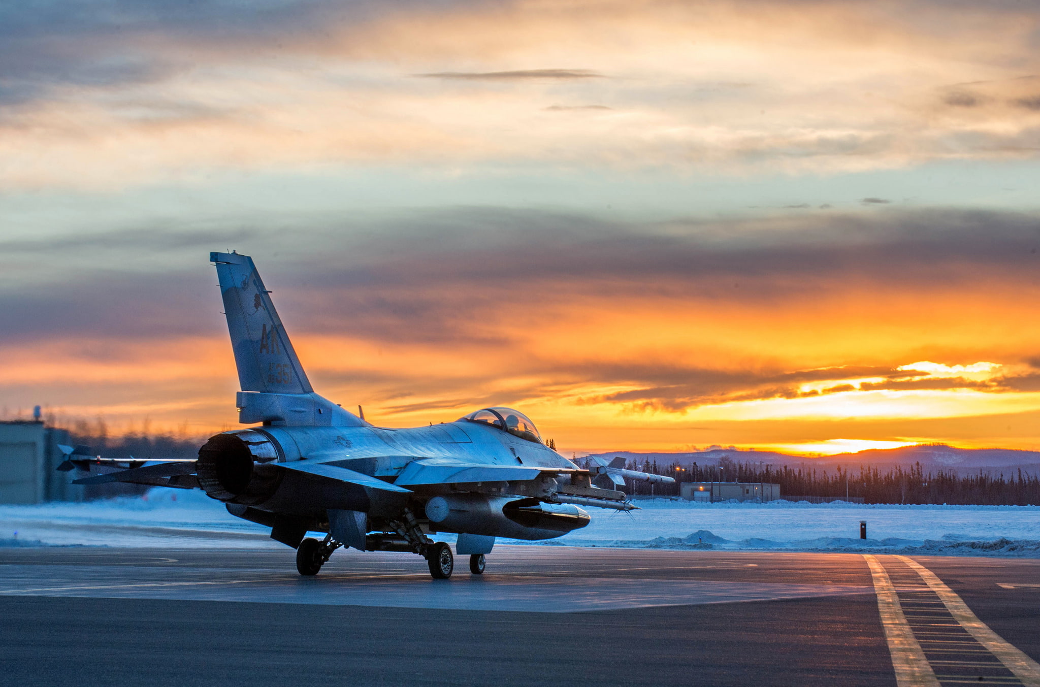 US Air Force, General Dynamics F-16 Fighting Falcon, Alaska