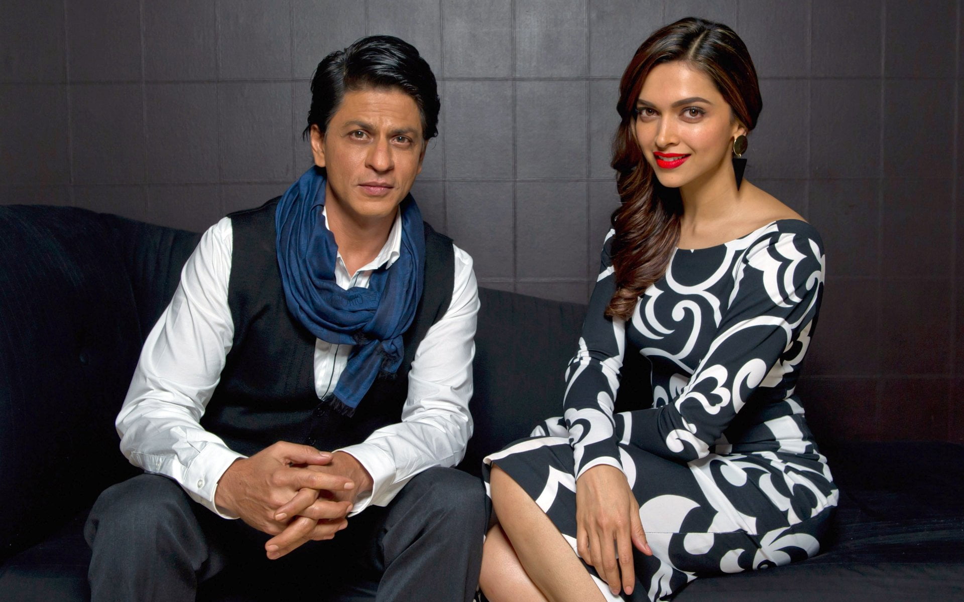 Actresses, Deepika Padukone, Shah Rukh Khan, sitting, adult