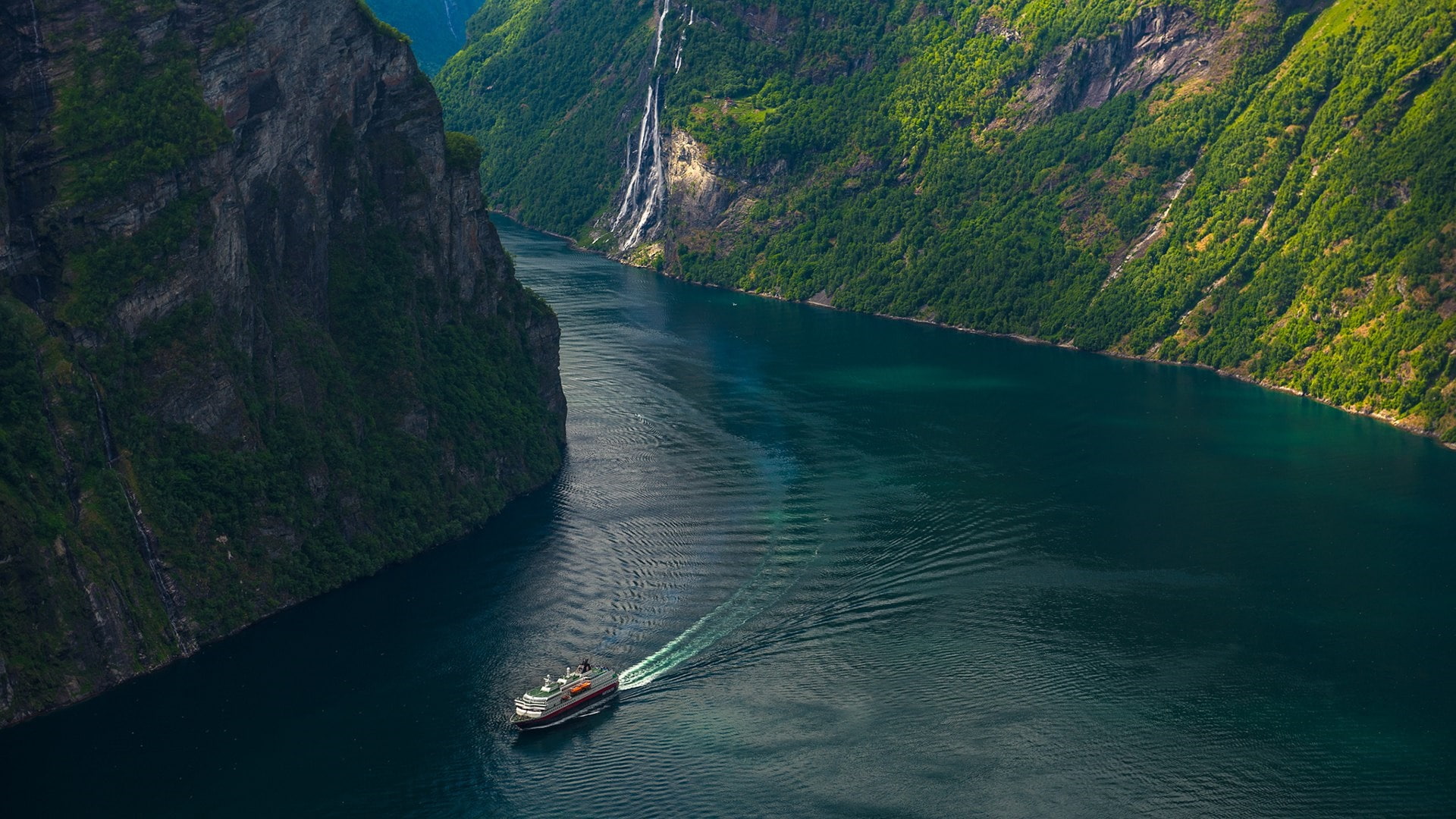 Free download | HD wallpaper: waterway, cliff, geirangerfjord, europe ...