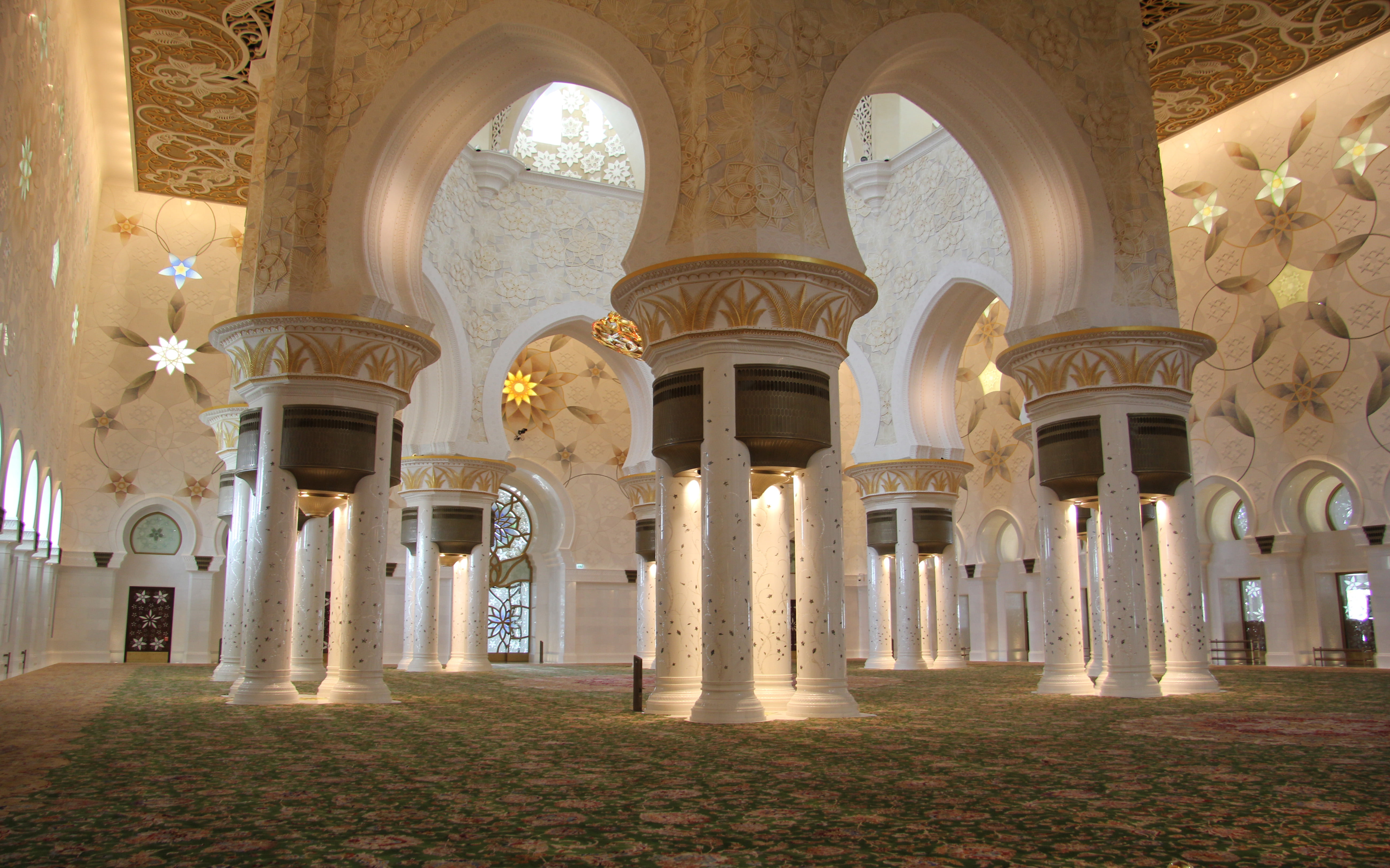 The Main Hall Of The Mosque Sheikh Zayed Abu Dhabi 5200×3250