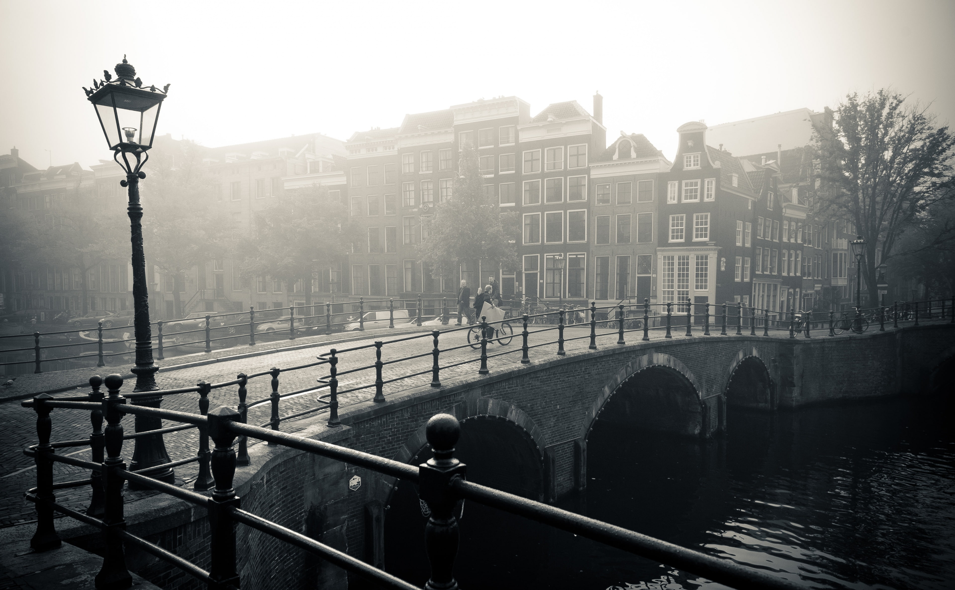 Misty Amsterdam HD Wallpaper, Amsterdam bridge, Europe, Netherlands