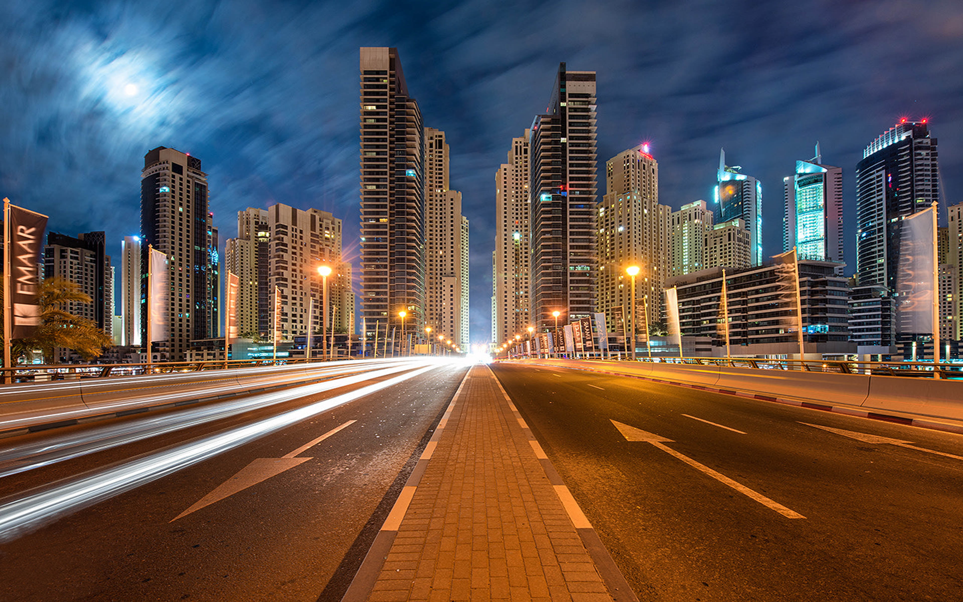 Дубаи фон улица